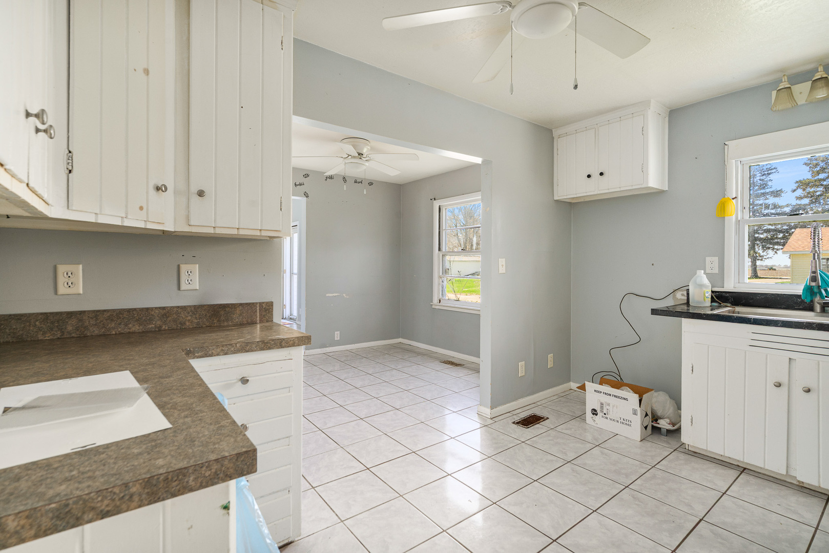 2697 River Road Property Photo 12