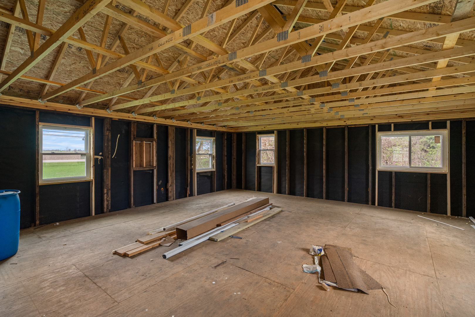 2697 River Road Property Photo 27