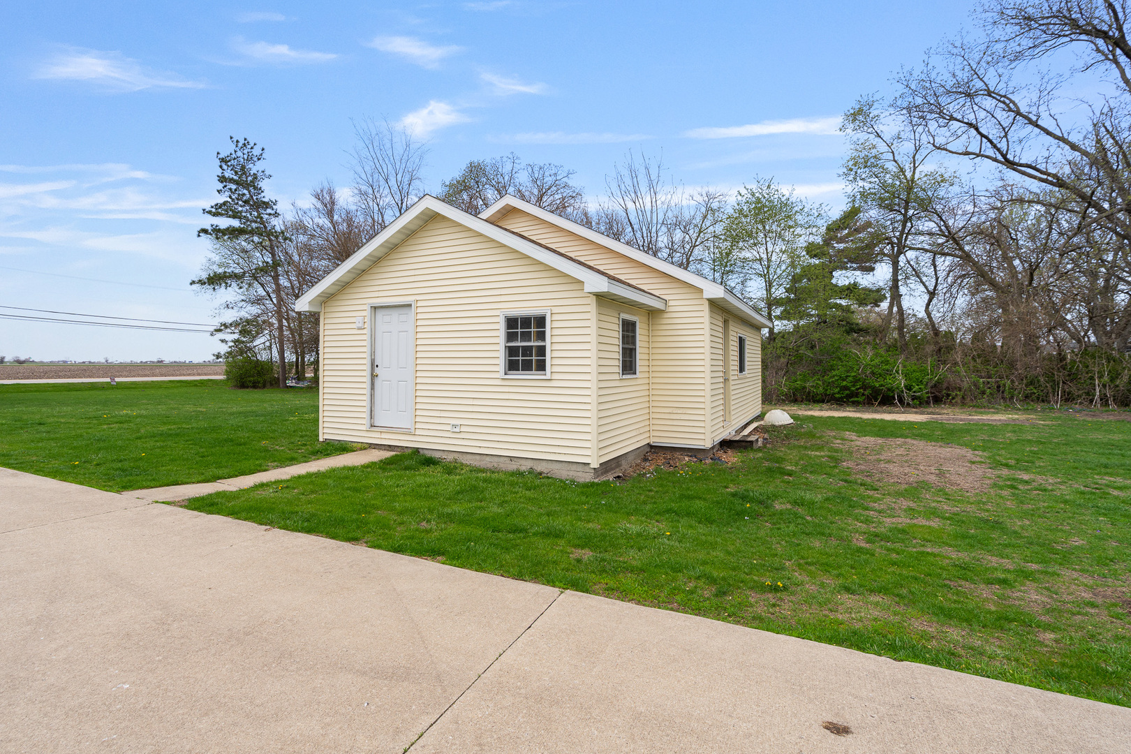 2697 River Road Property Photo 34