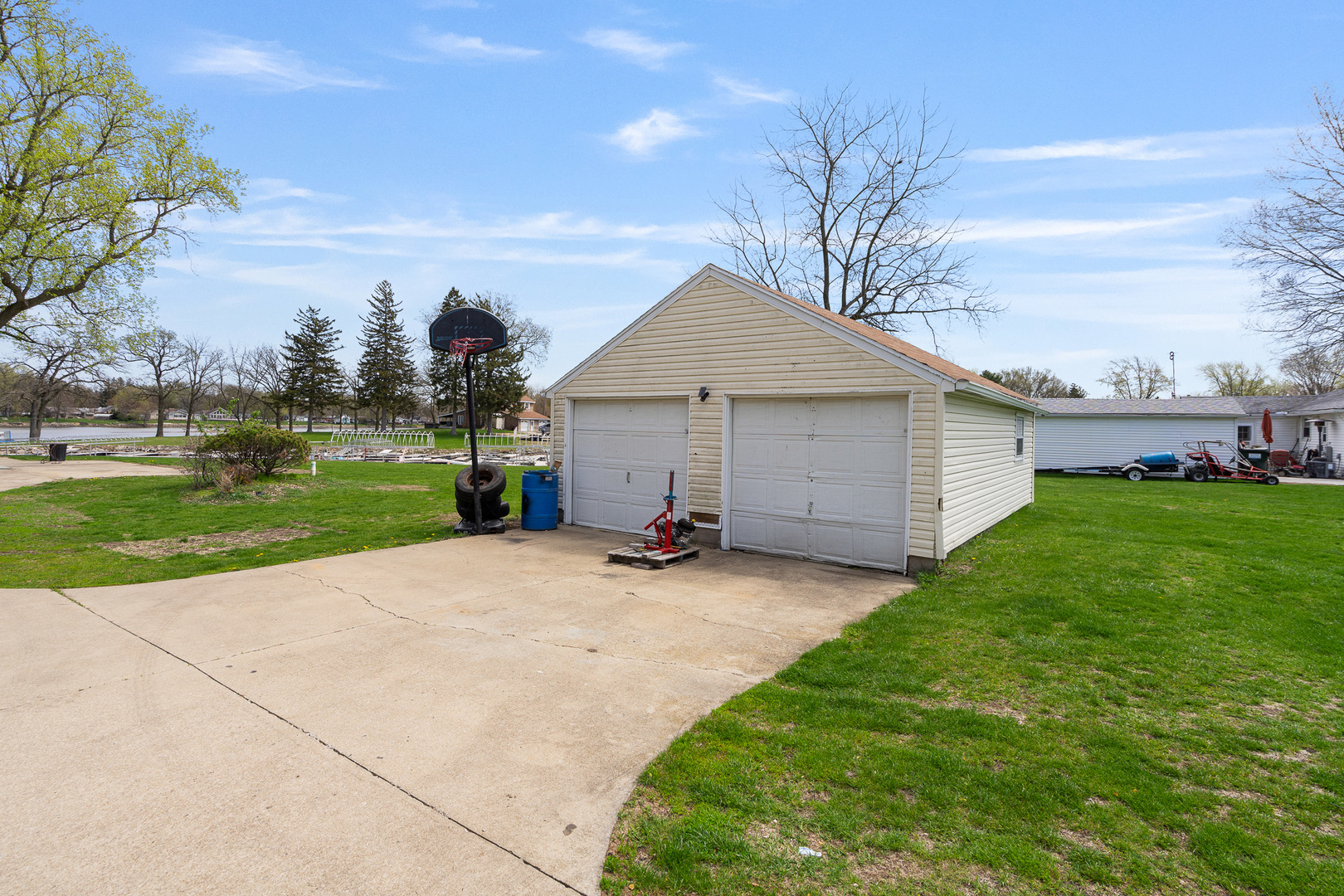 2697 River Road Property Photo 40