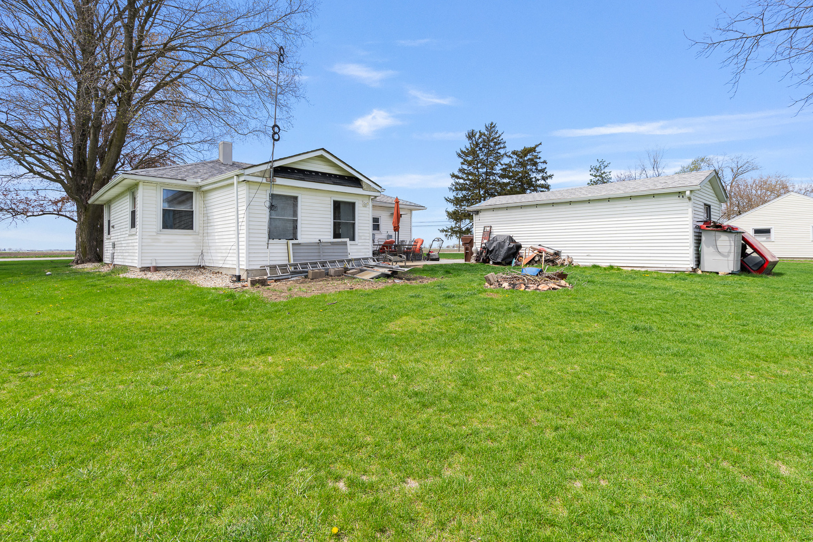 2697 River Road Property Photo 48