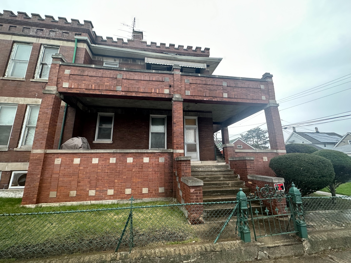 13402 S Buffalo Avenue Property Photo 2