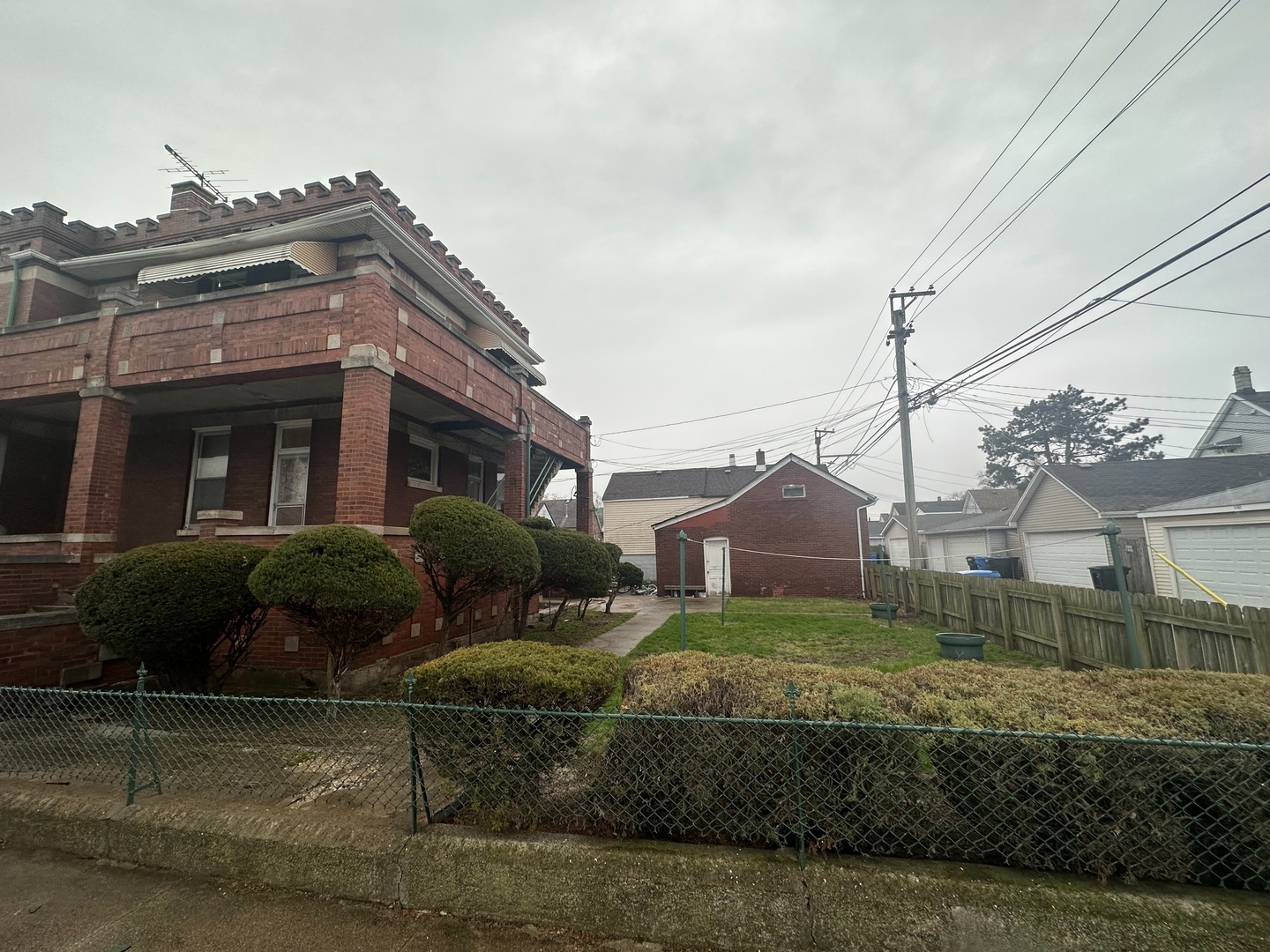 13402 S Buffalo Avenue Property Photo 8