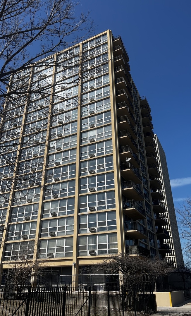 6730 S South Shore Drive 505 Property Photo