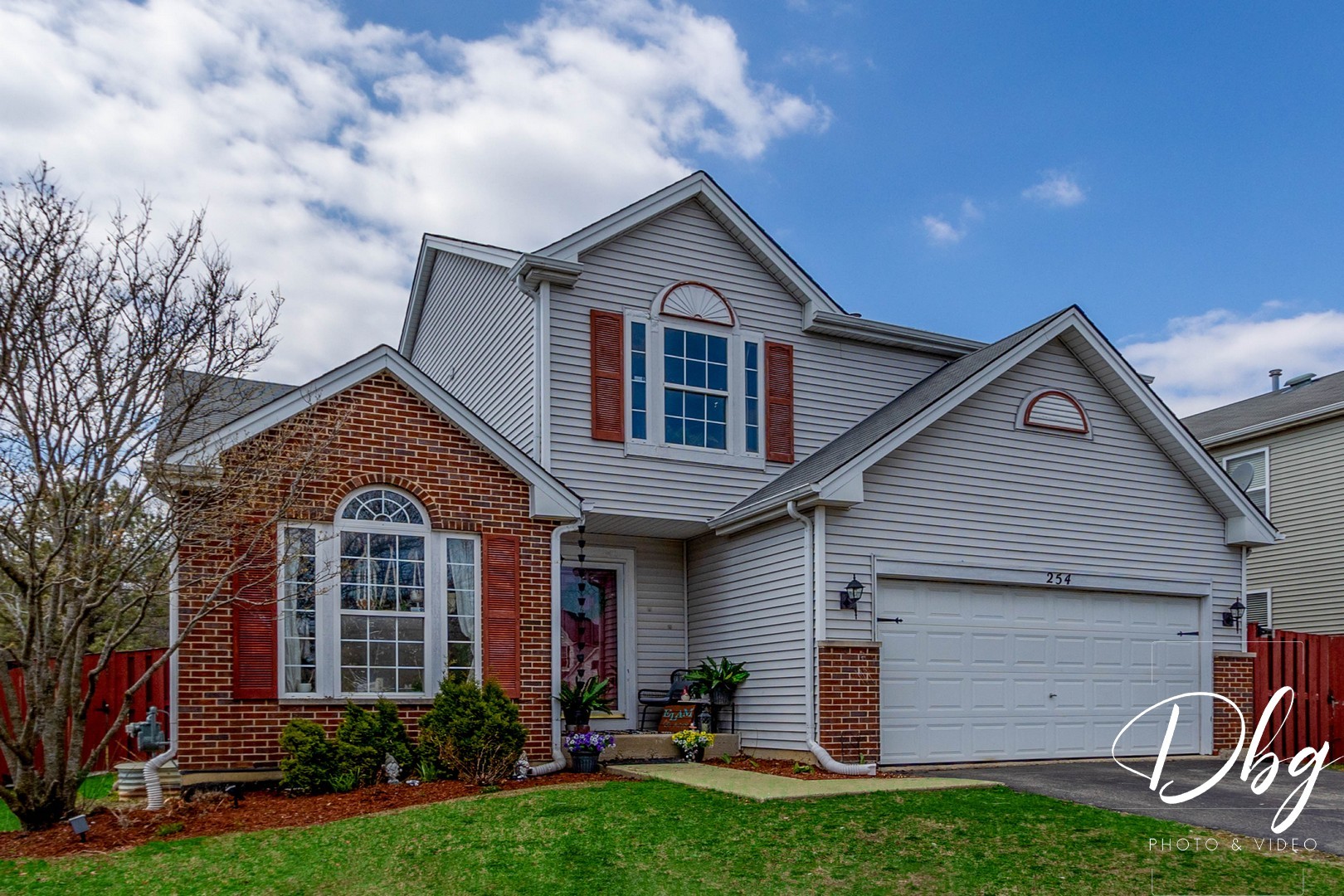 254 Spring Valley Way Property Photo
