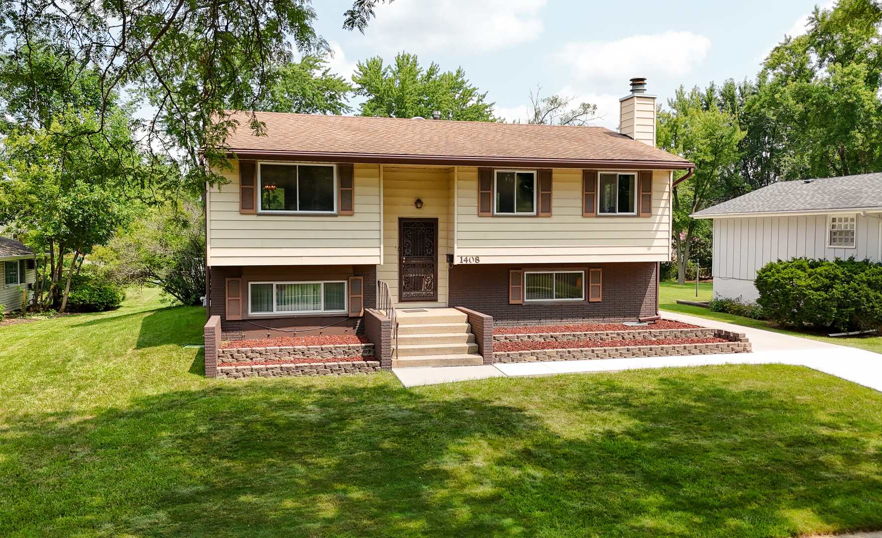 1408 Hampton Lane Property Photo