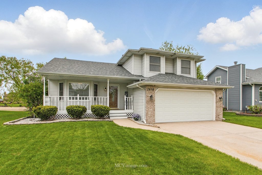 1614 N Autumn Drive Property Photo