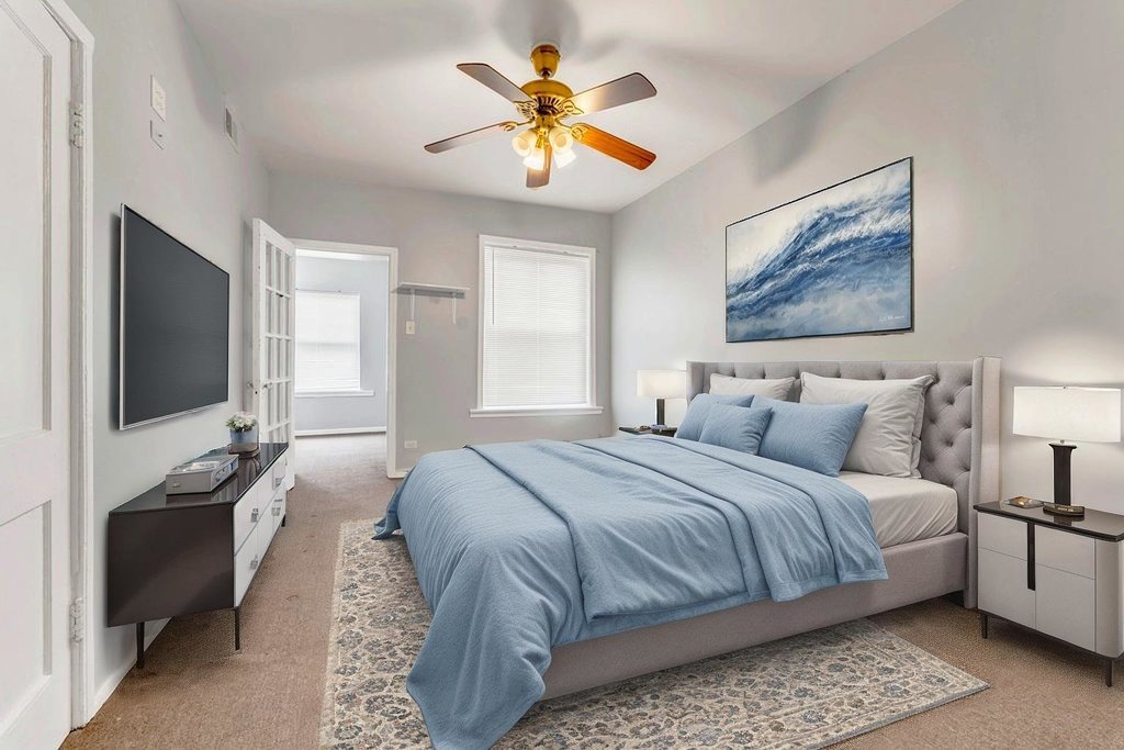 8012 S Essex Avenue 3s Property Photo 9