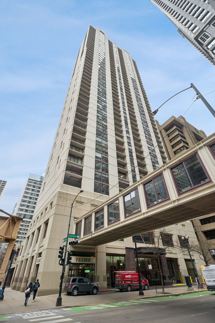 200 N Dearborn Street 4301 Property Photo