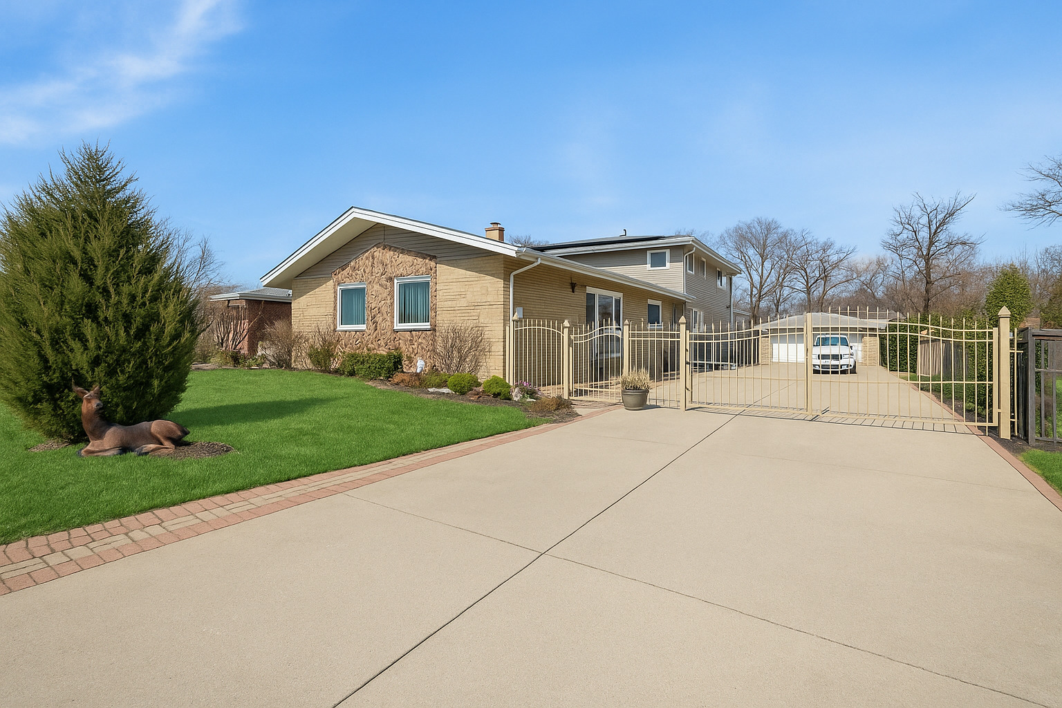 11256 W Grand Avenue Property Photo