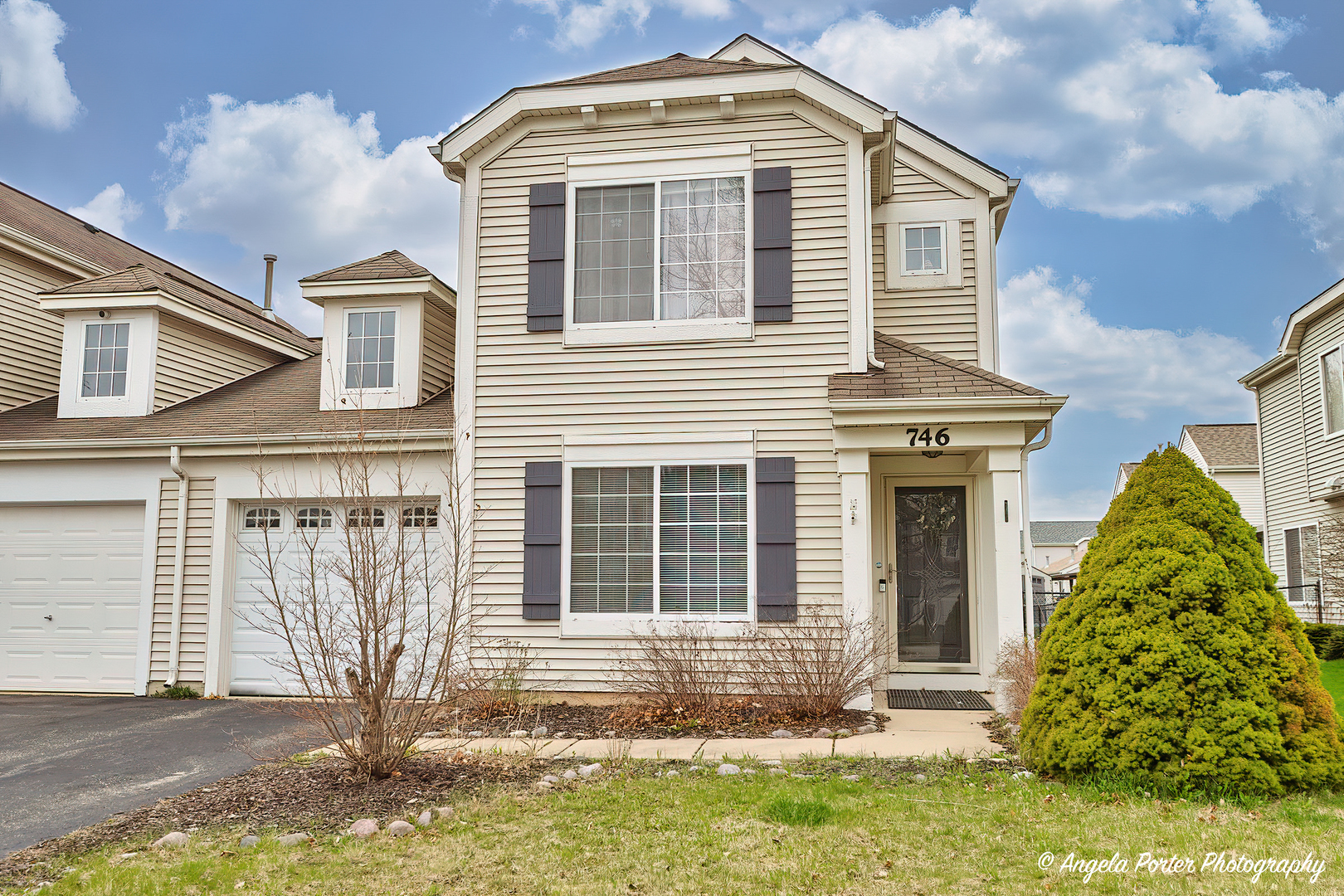 746 S Providence Lane Property Photo