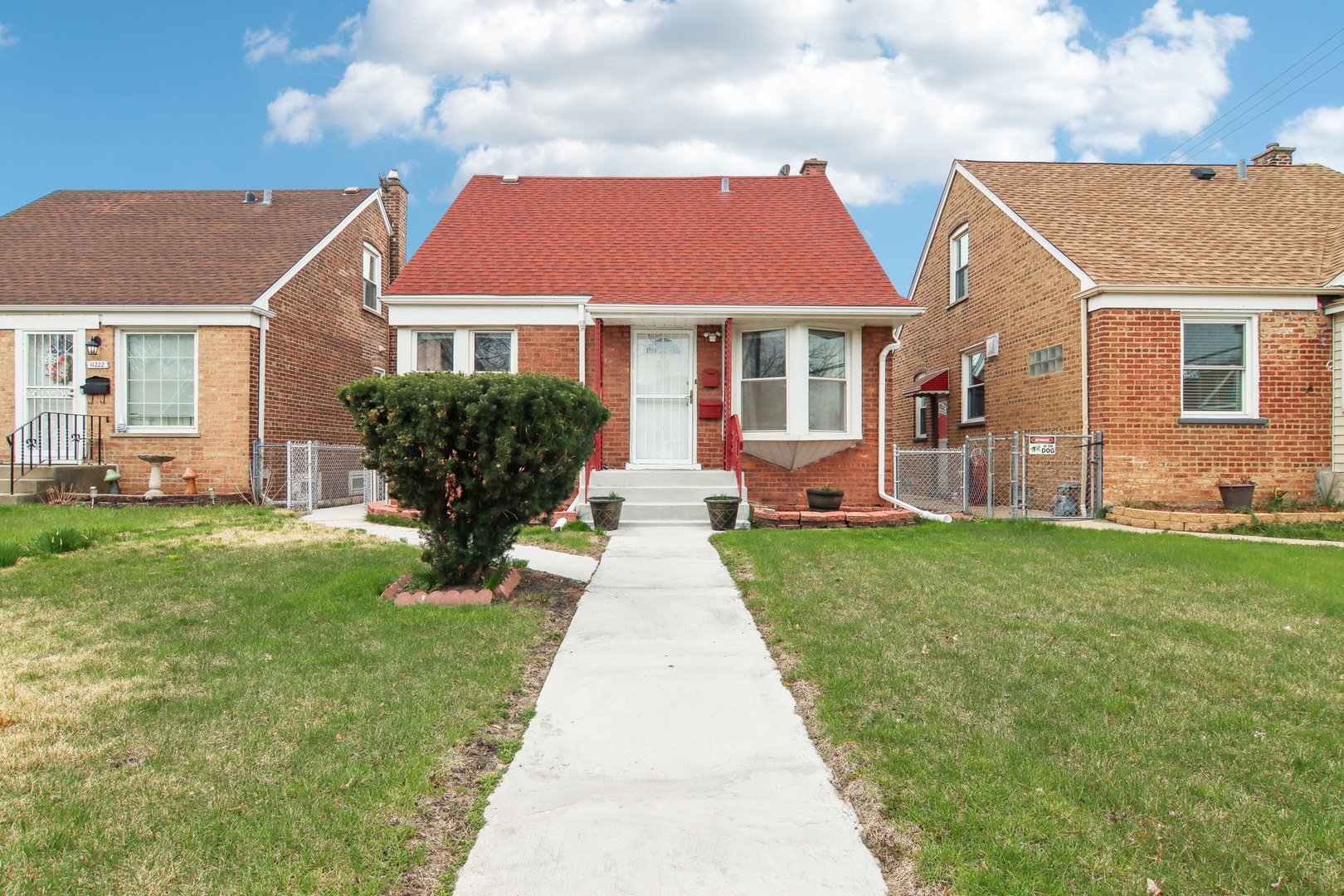 11218 S AVE G Property Photo 1