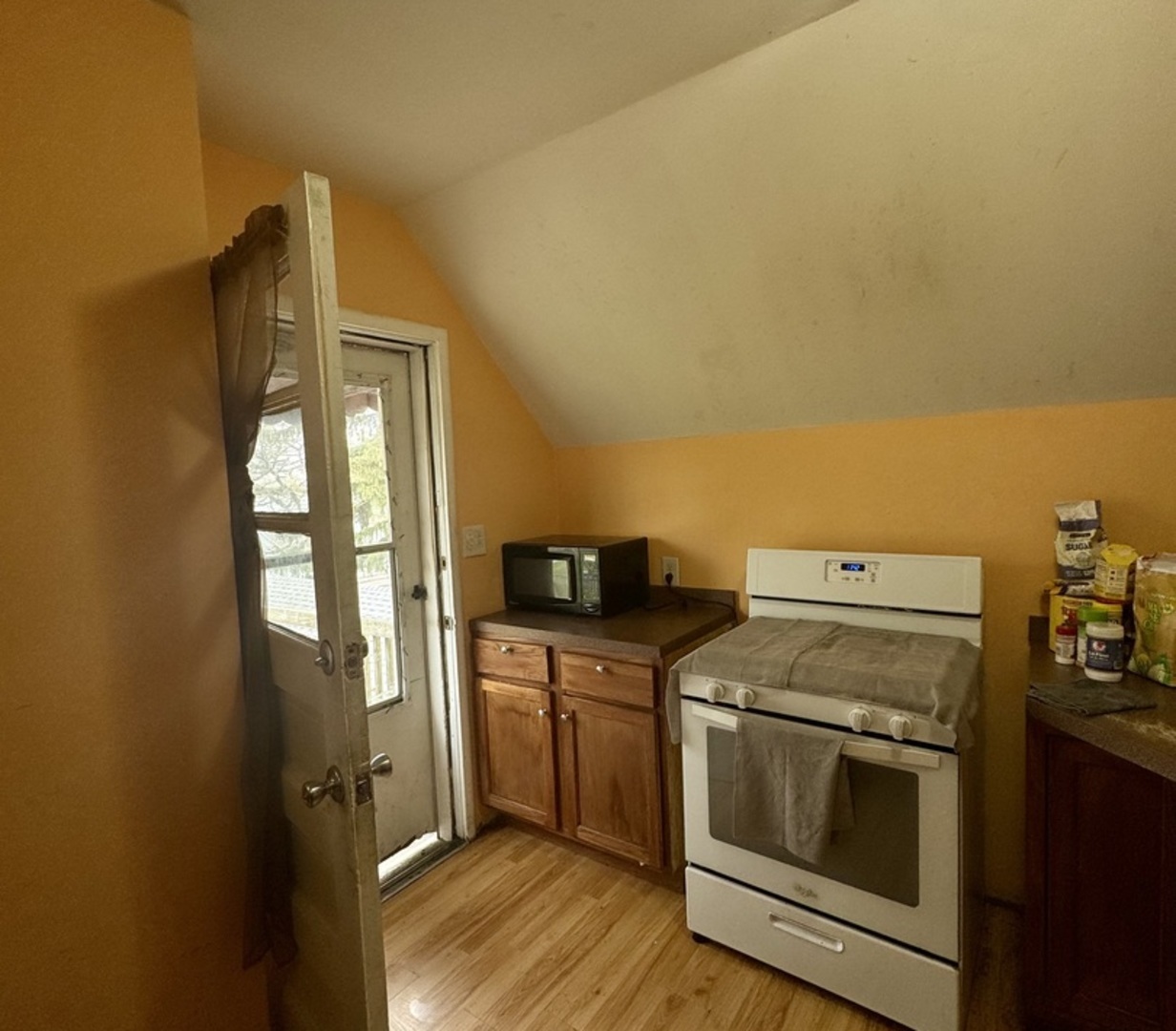 735 Sexton Street Property Photo 14