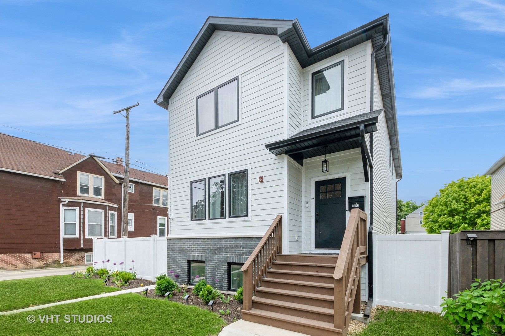 1133 Elgin Avenue Property Photo 1
