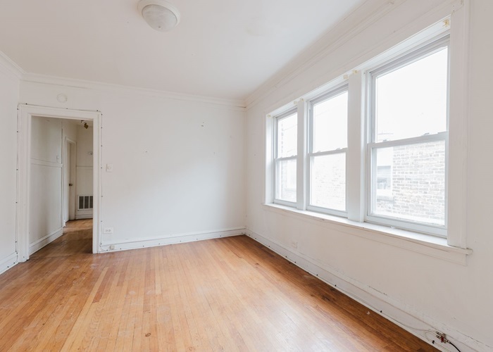 8642 S Euclid Avenue Property Photo 21