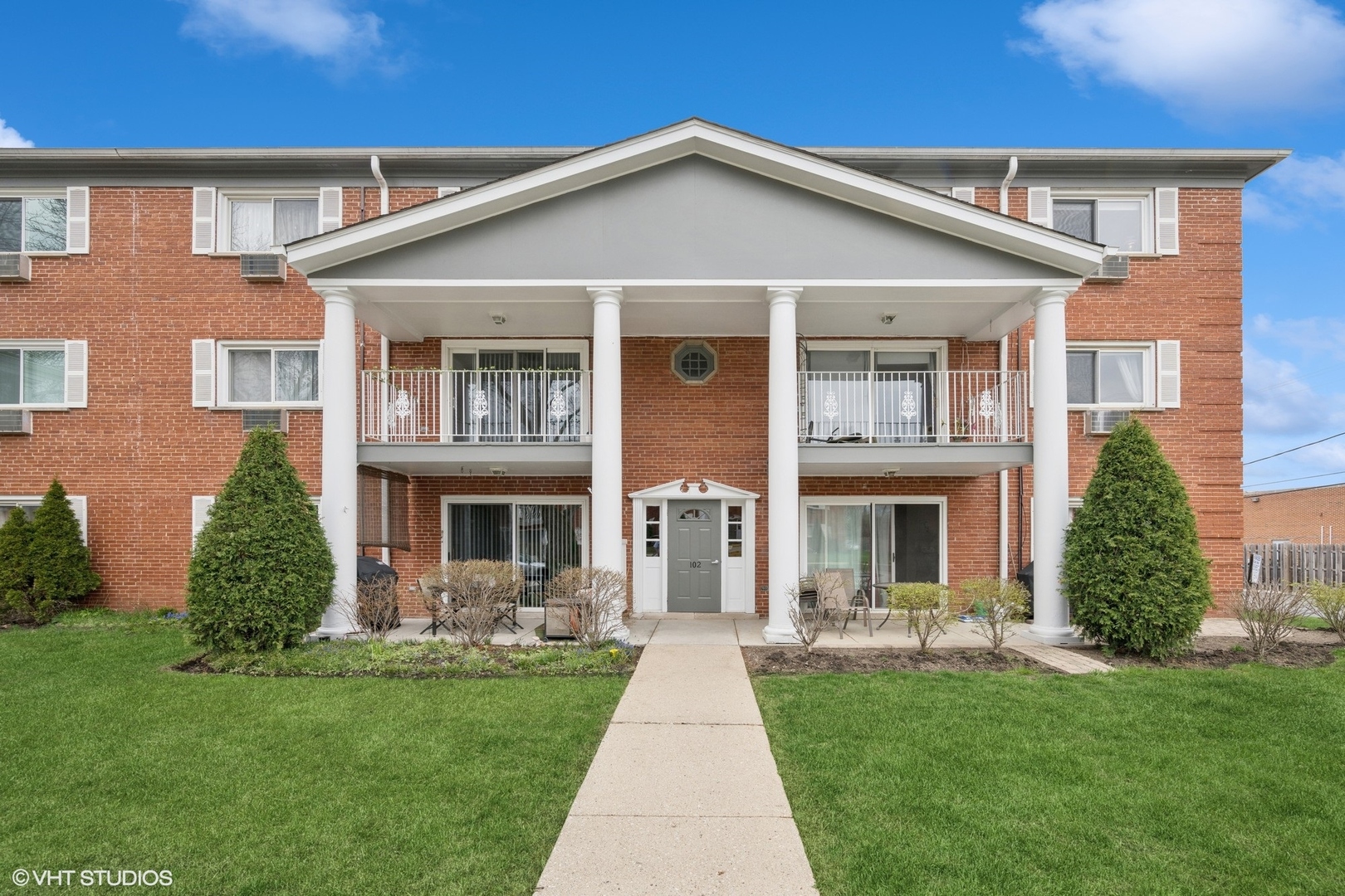 102 E Lillian Avenue 2c Property Photo