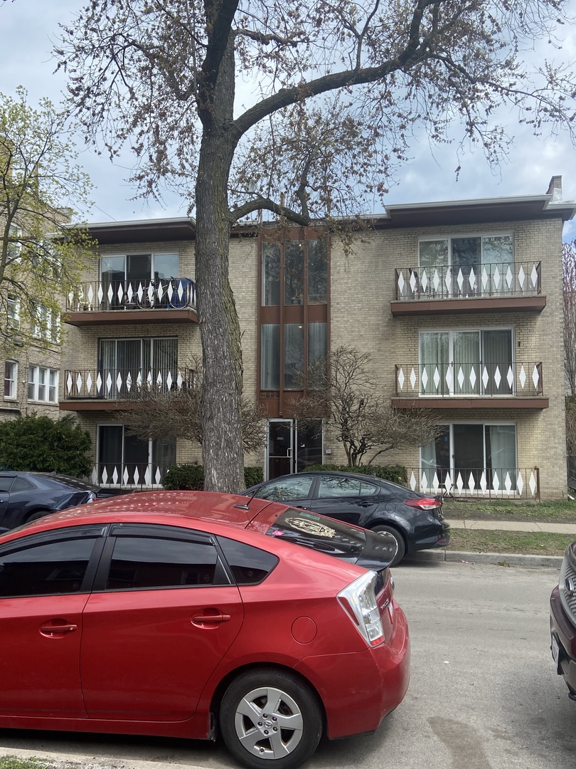 1950 W Fargo Avenue Property Photo