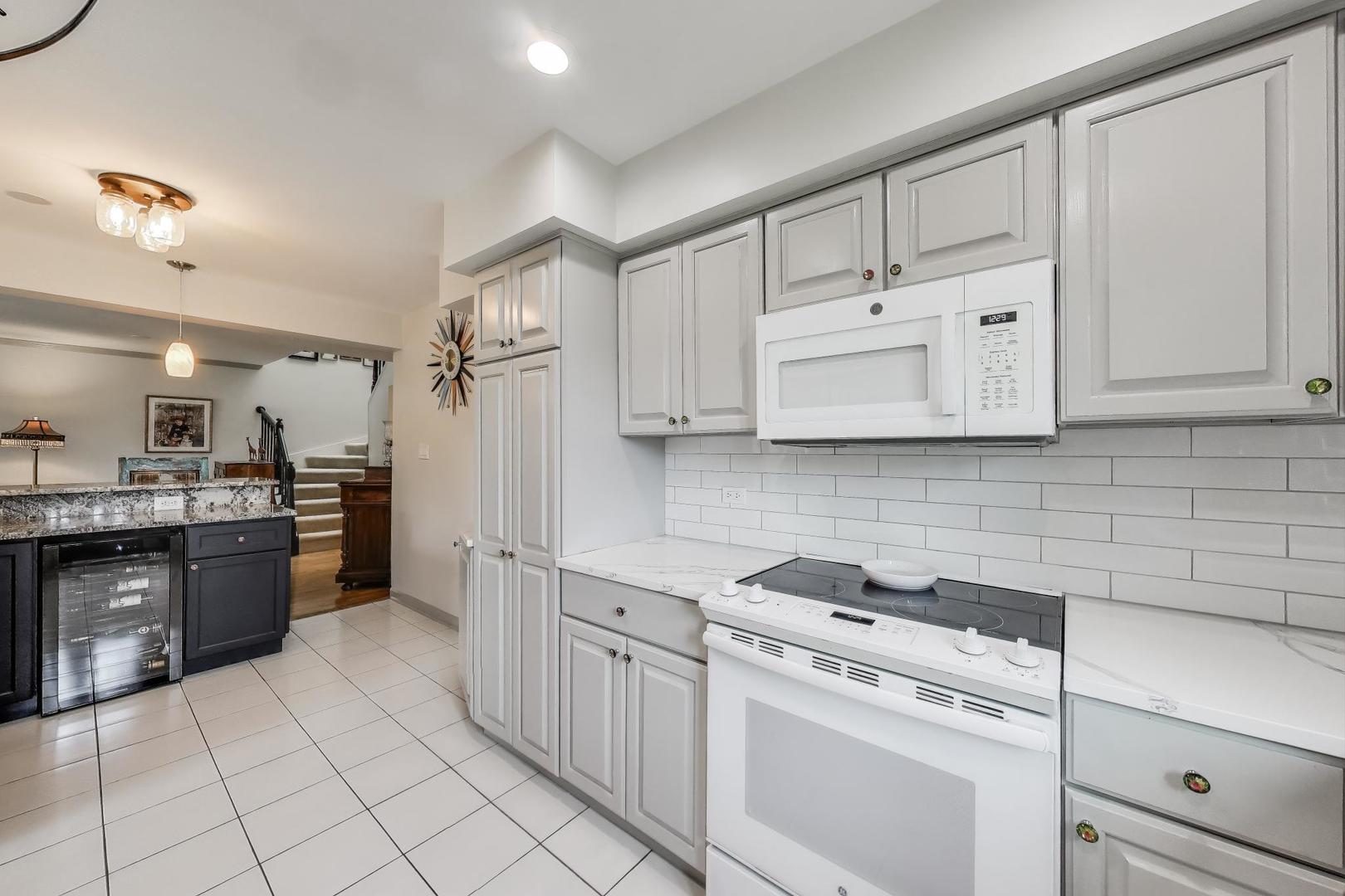285 Boardwalk Place Property Photo 16