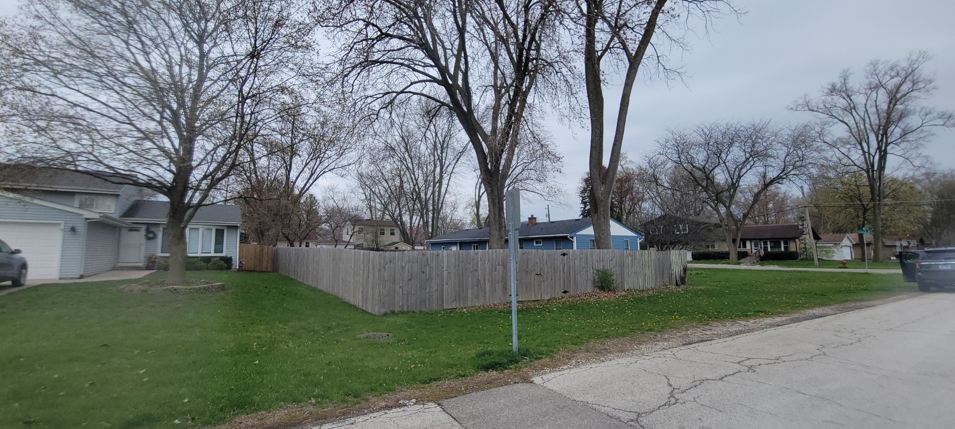 27w543 Wilbur Avenue Property Photo