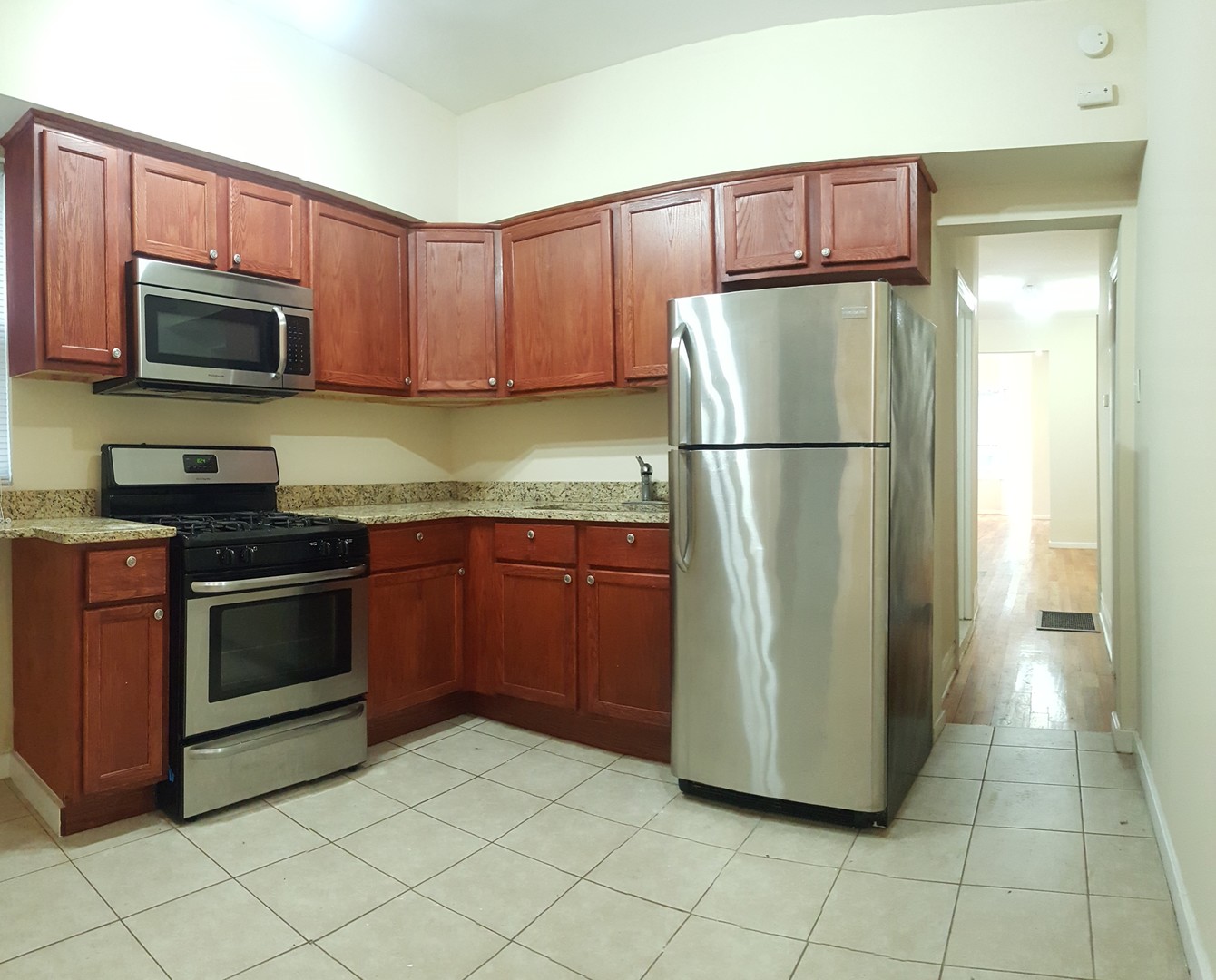 3552 W Palmer Street Property Photo 9