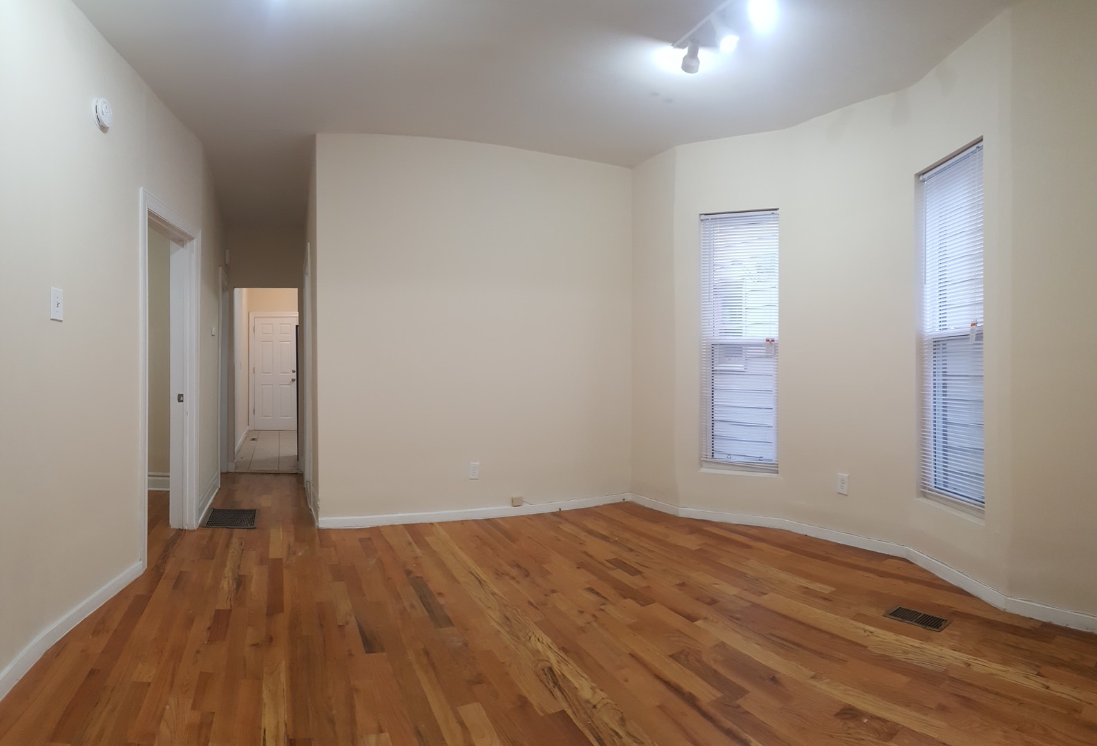 3552 W Palmer Street Property Photo 12