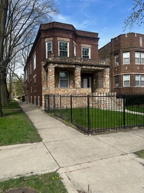 7758 S Saginaw Avenue 2 Property Photo