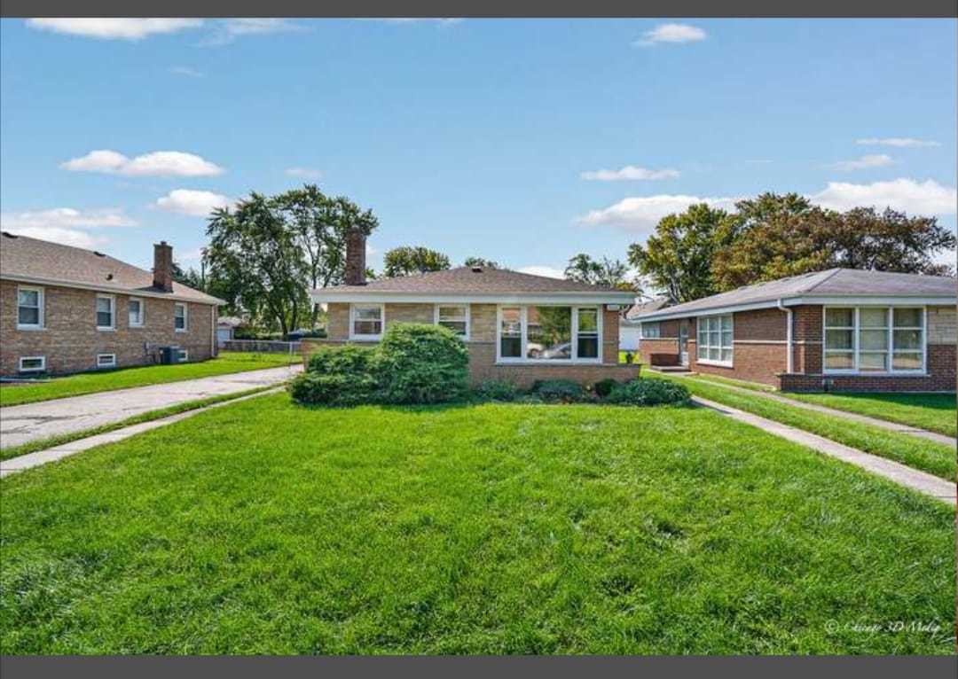 5151 Chase Avenue Property Photo