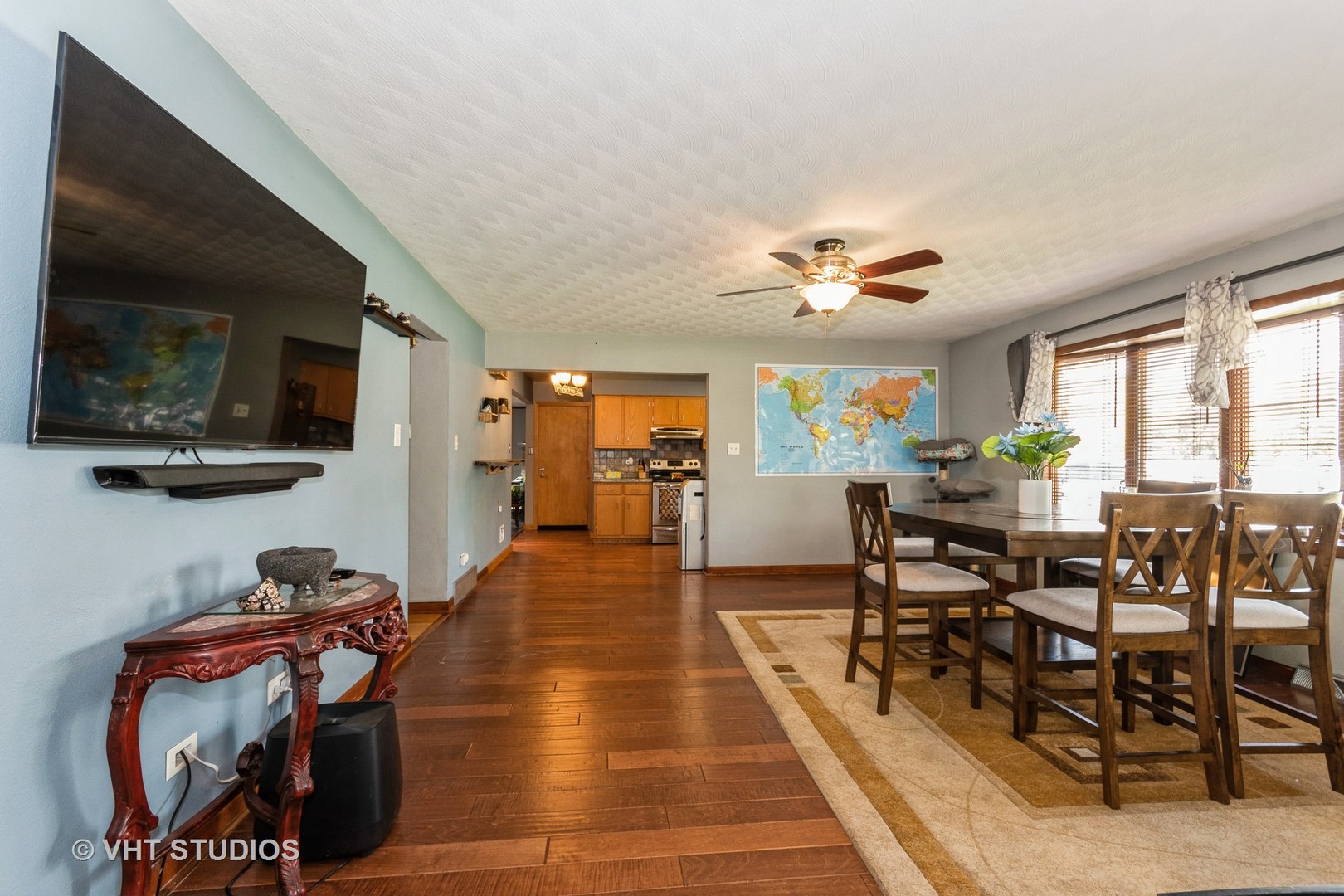 725 Terry Dr Property Photo 2