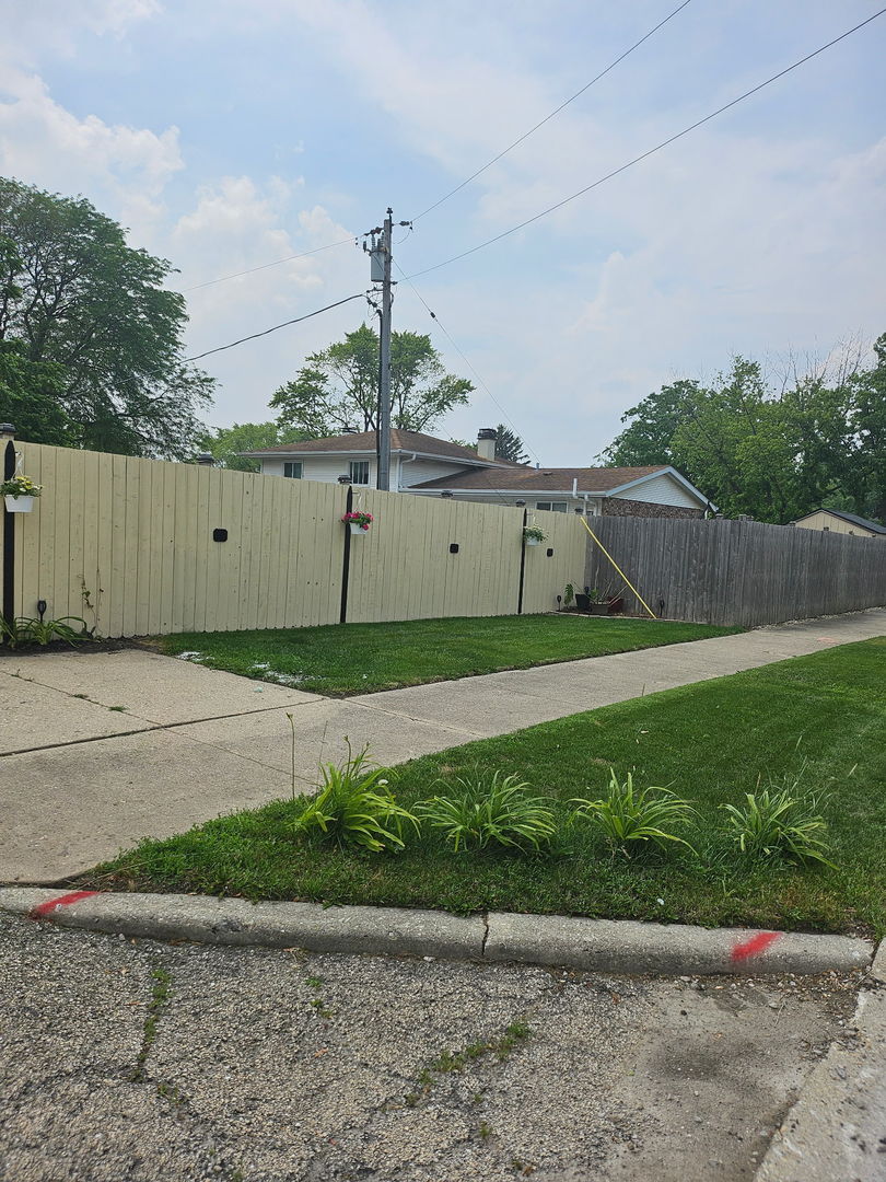 725 Terry Dr Property Photo 23