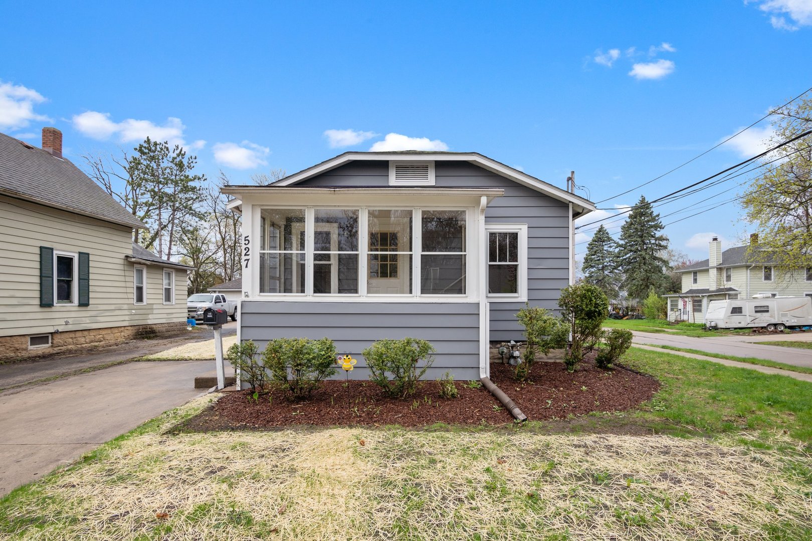 101 Real Estate Listings Main Image