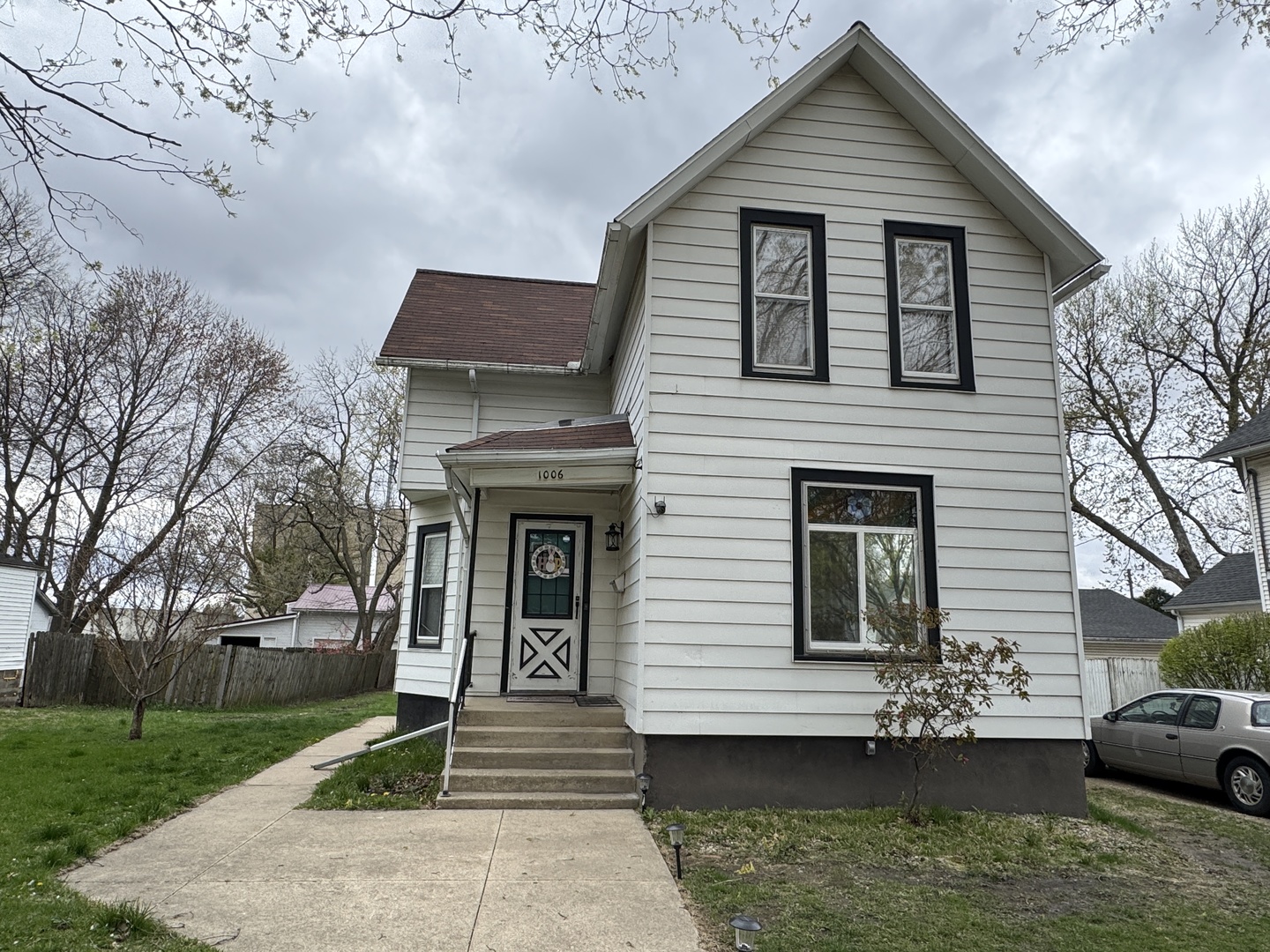 1006 5th Avenue Property Photo