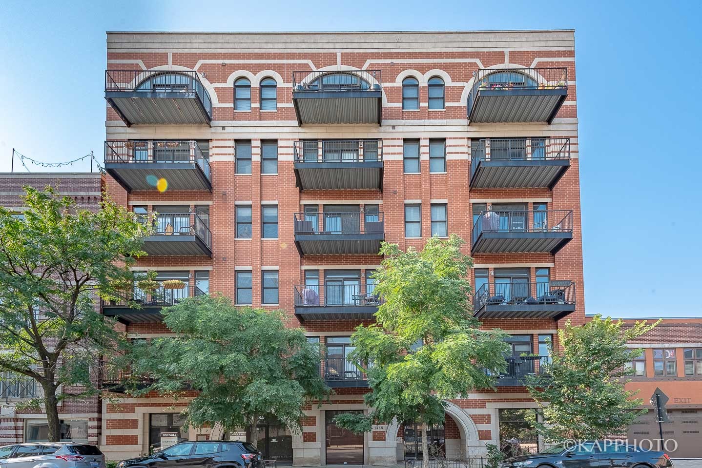 1355 W Washington Boulevard 4e Property Photo