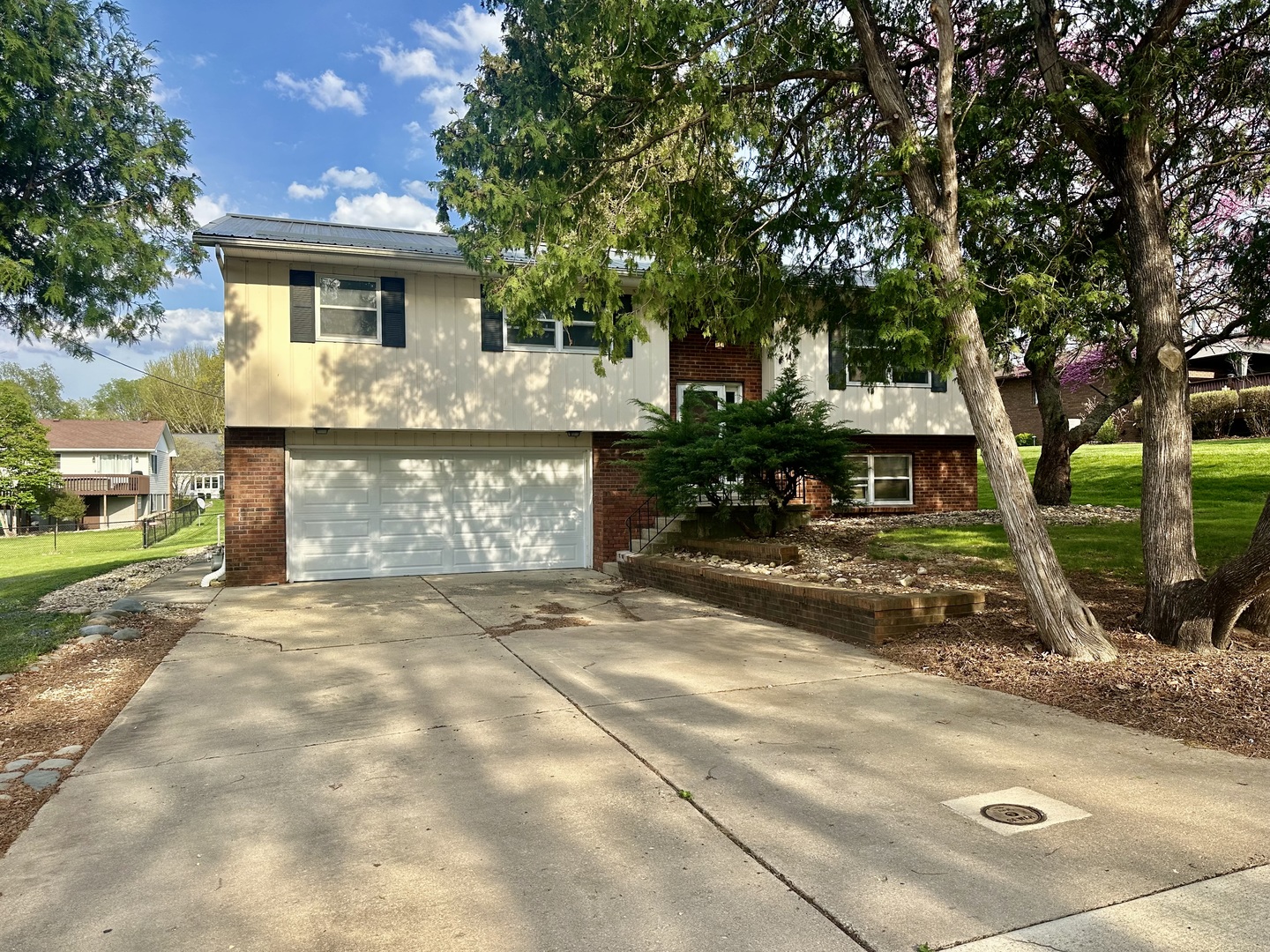 748 Marcy Street Property Photo