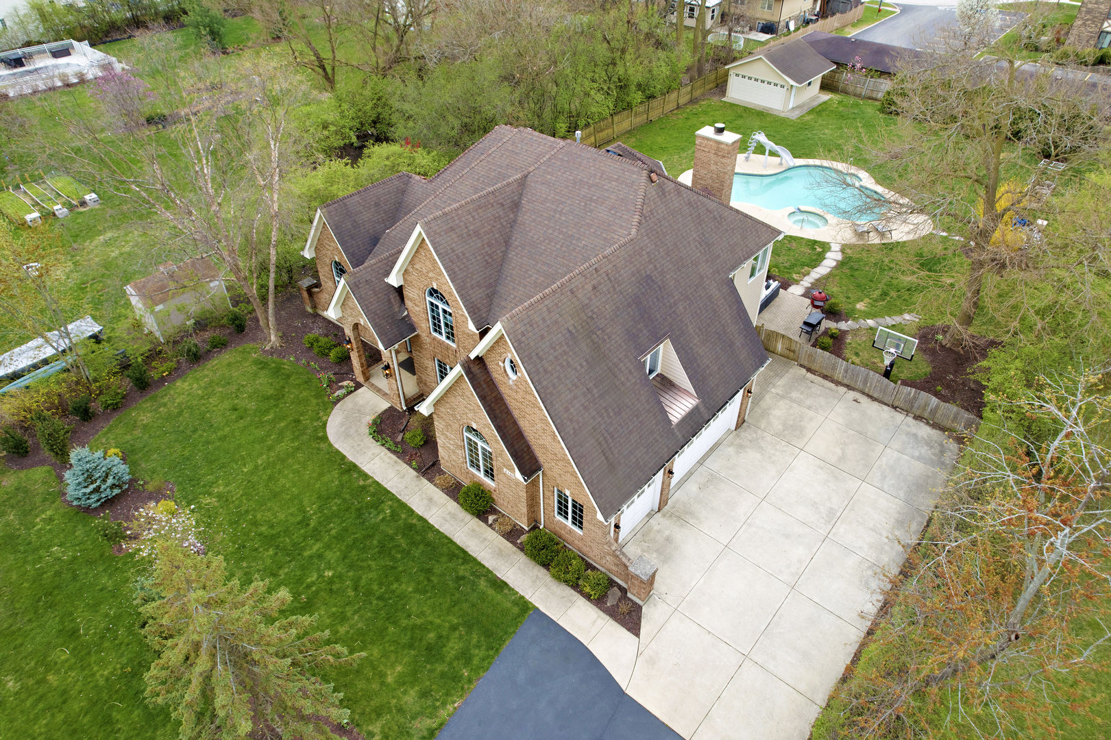 4340 Roslyn Road Property Photo