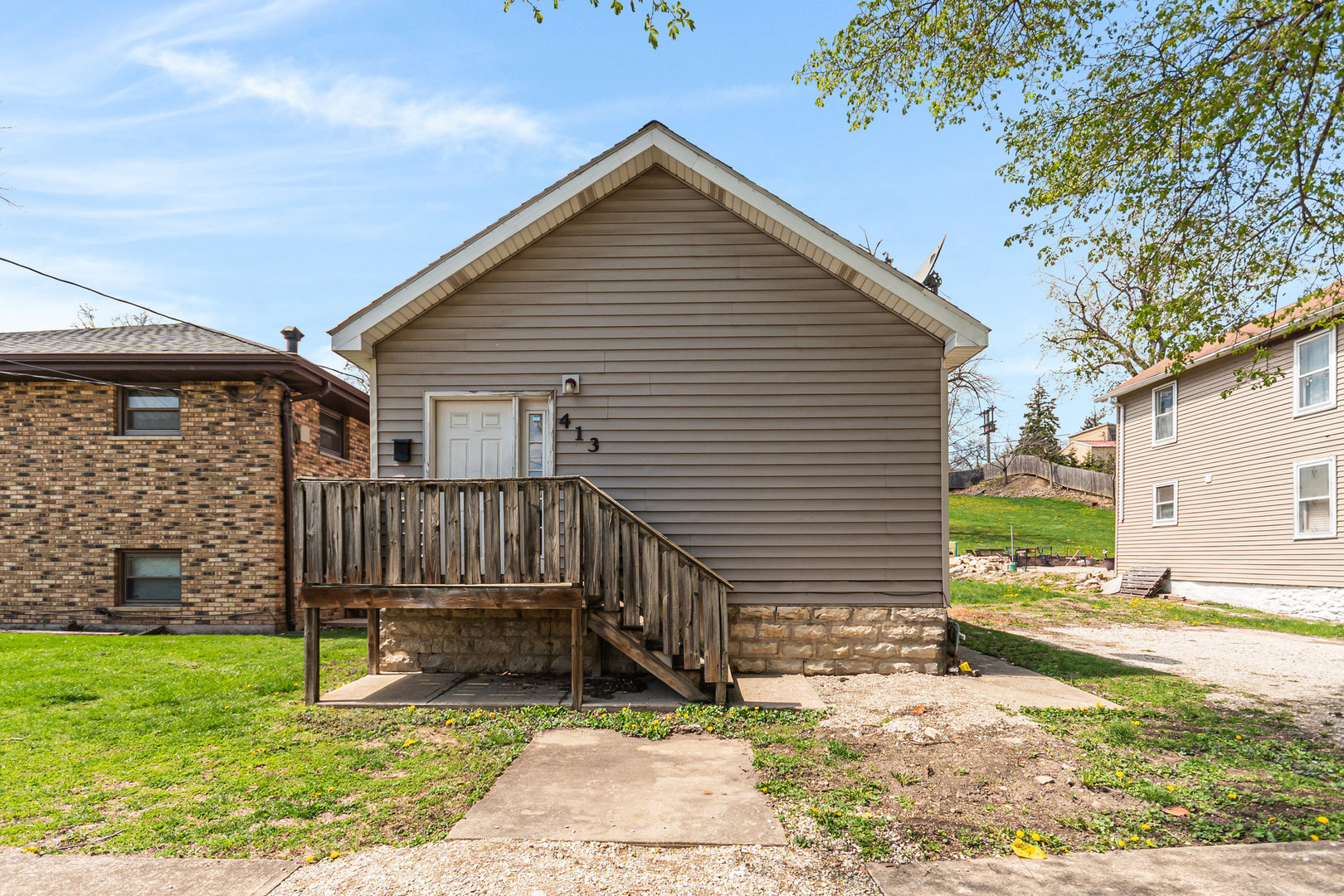 413 Summit Street Property Photo 1