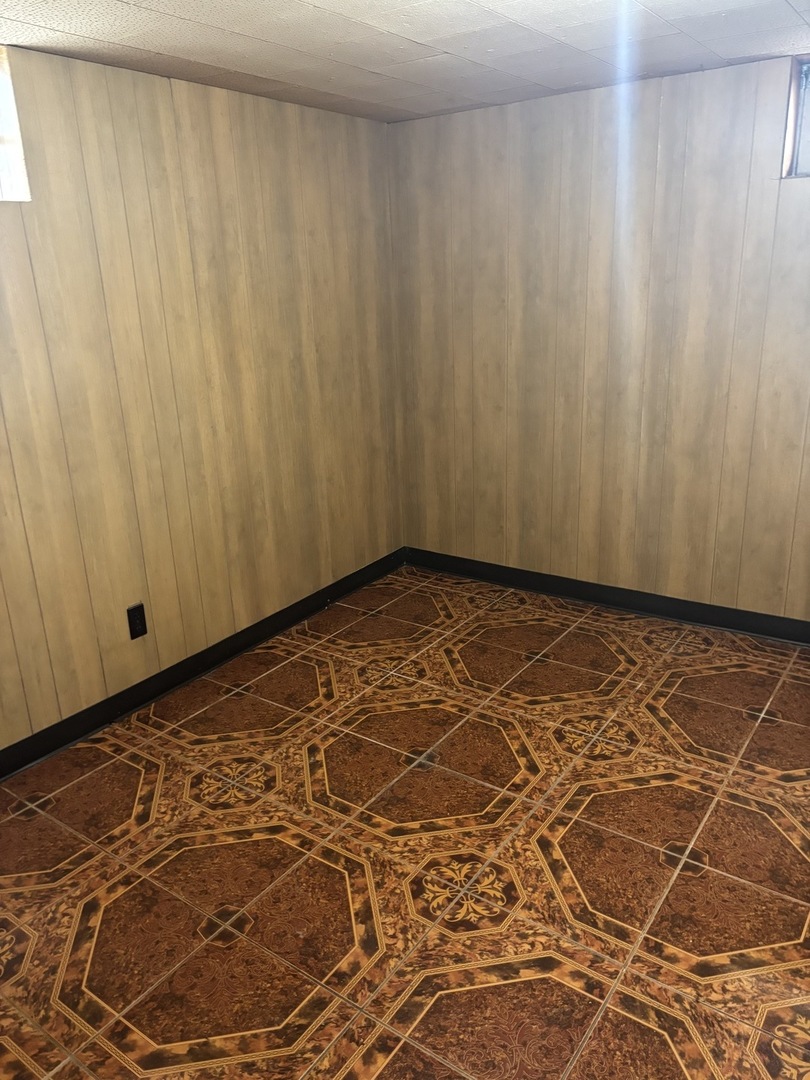 16083 School Street Property Photo 12