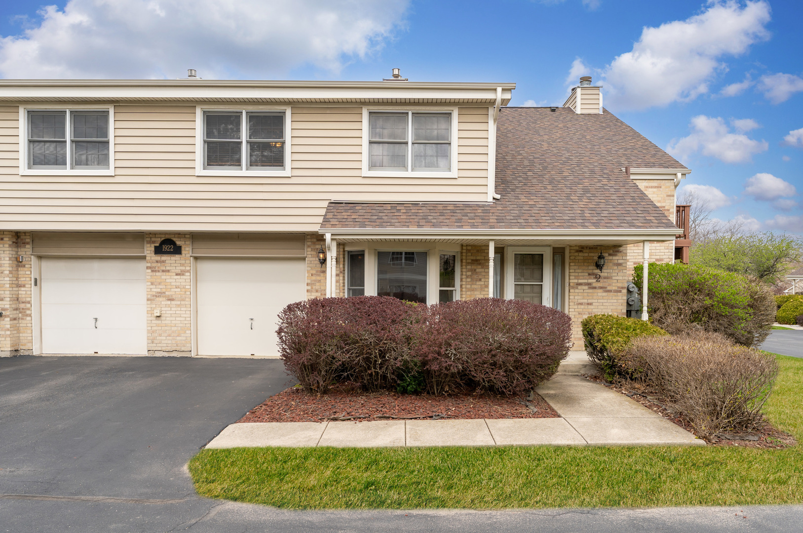 1922 Wisteria Court 2 Property Photo 1