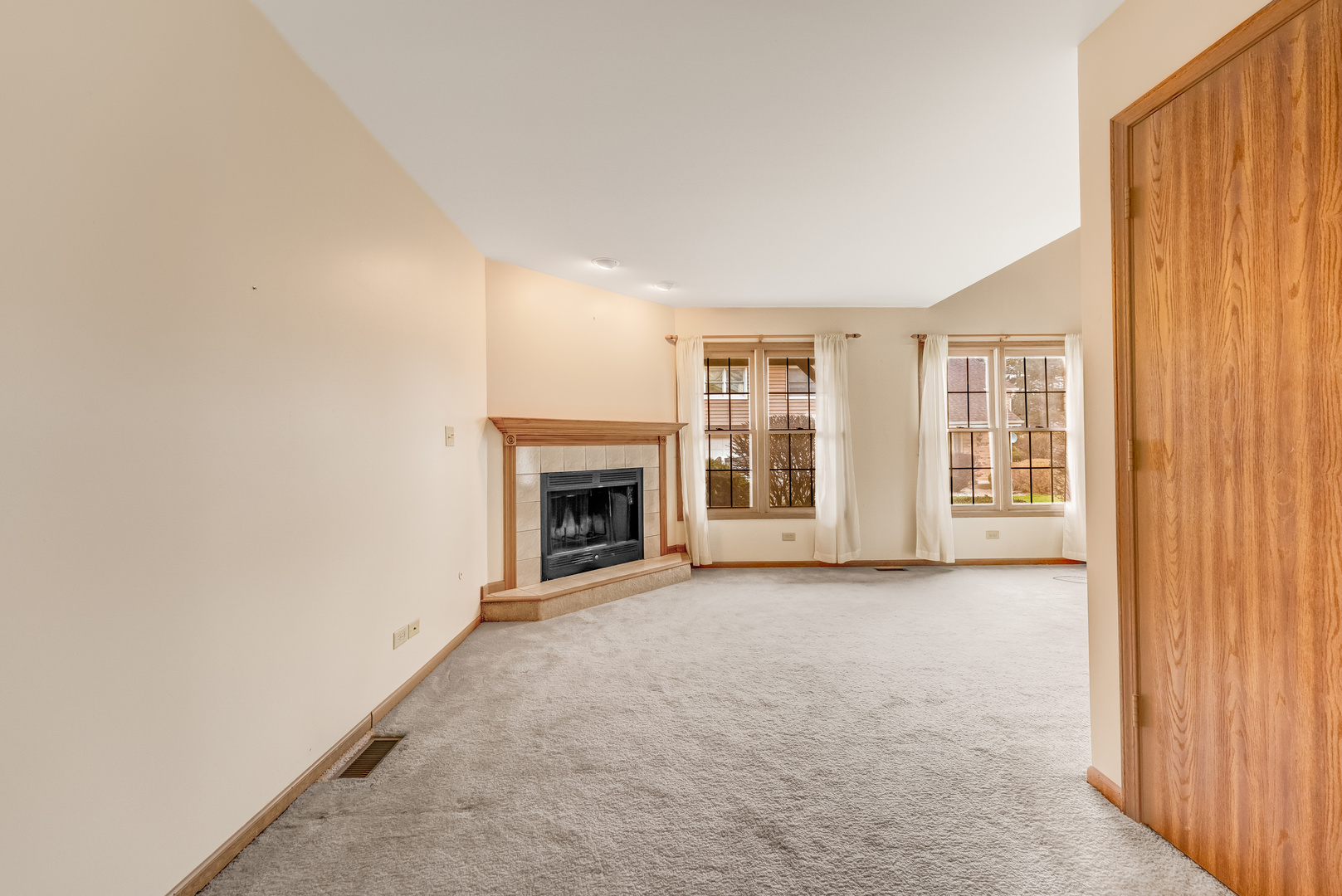 1922 Wisteria Court 2 Property Photo 6