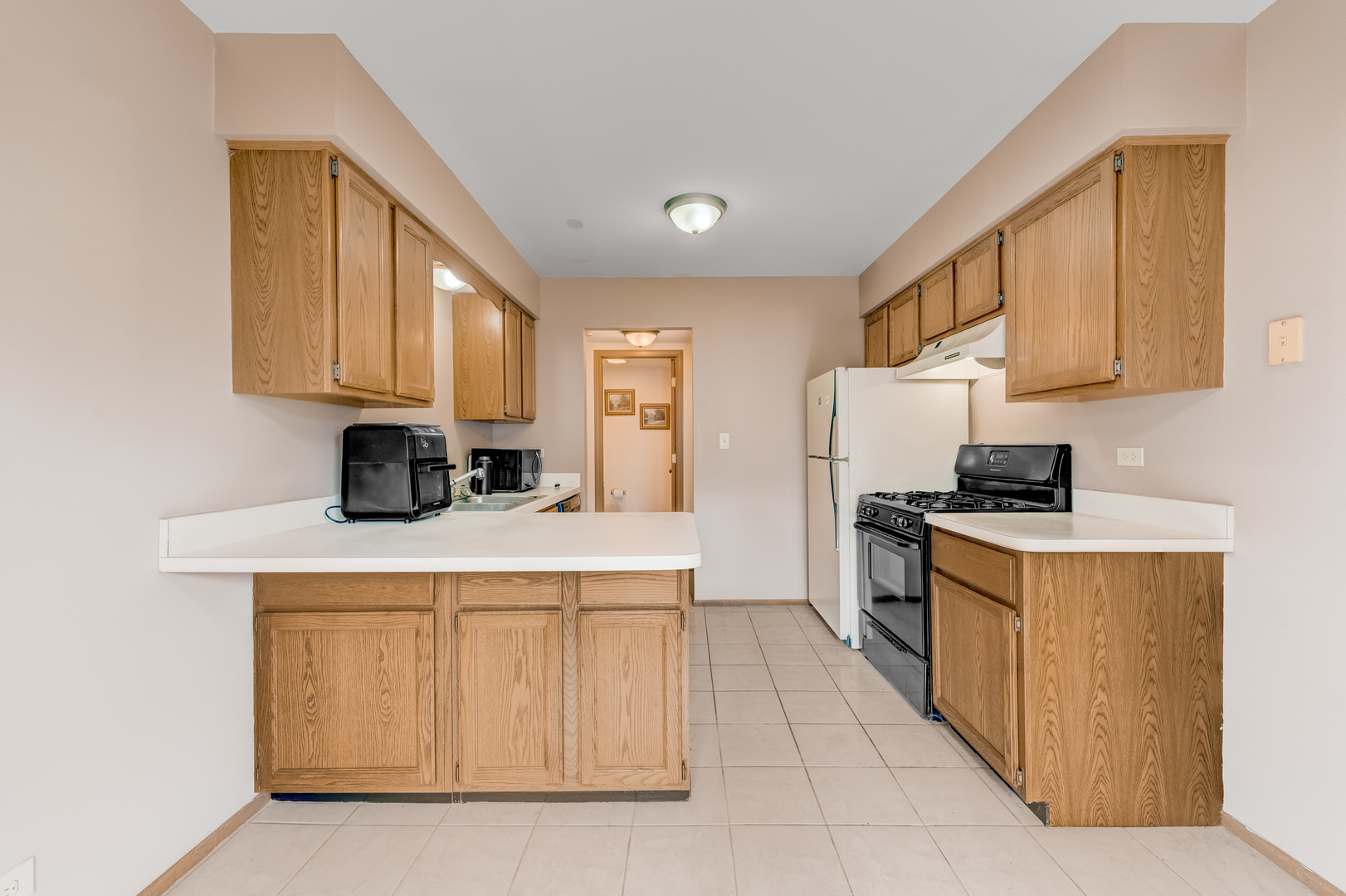 1922 Wisteria Court 2 Property Photo 8