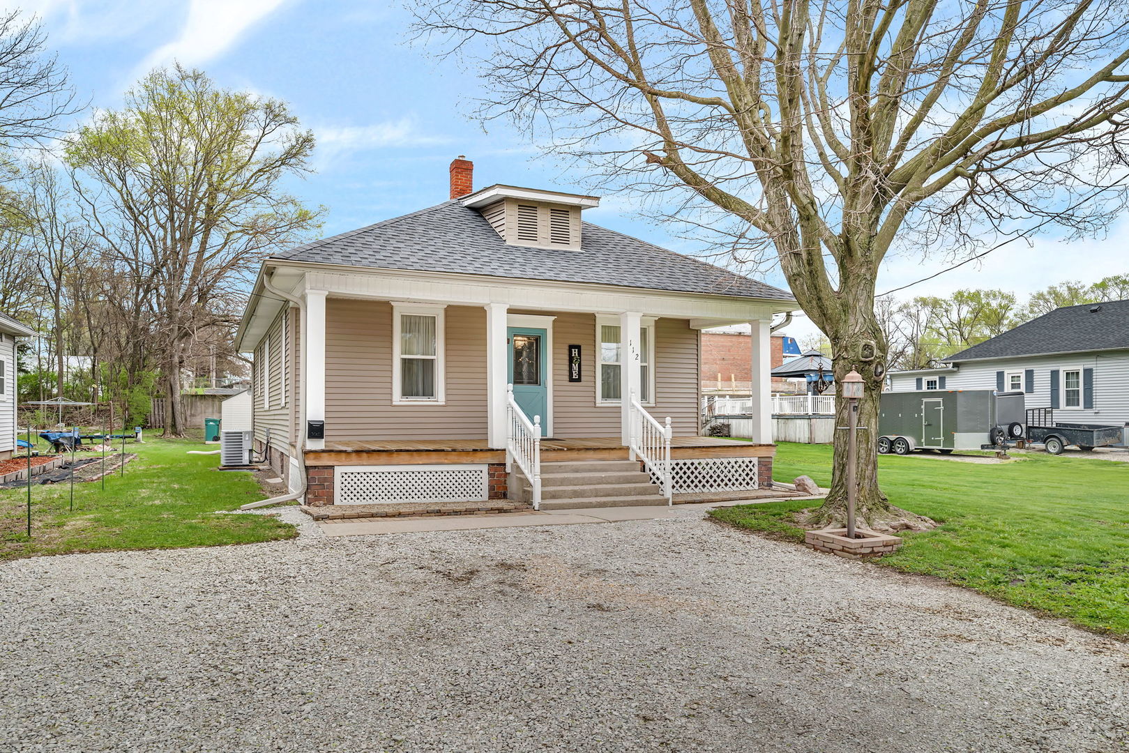 112 W 1st Street Property Photo