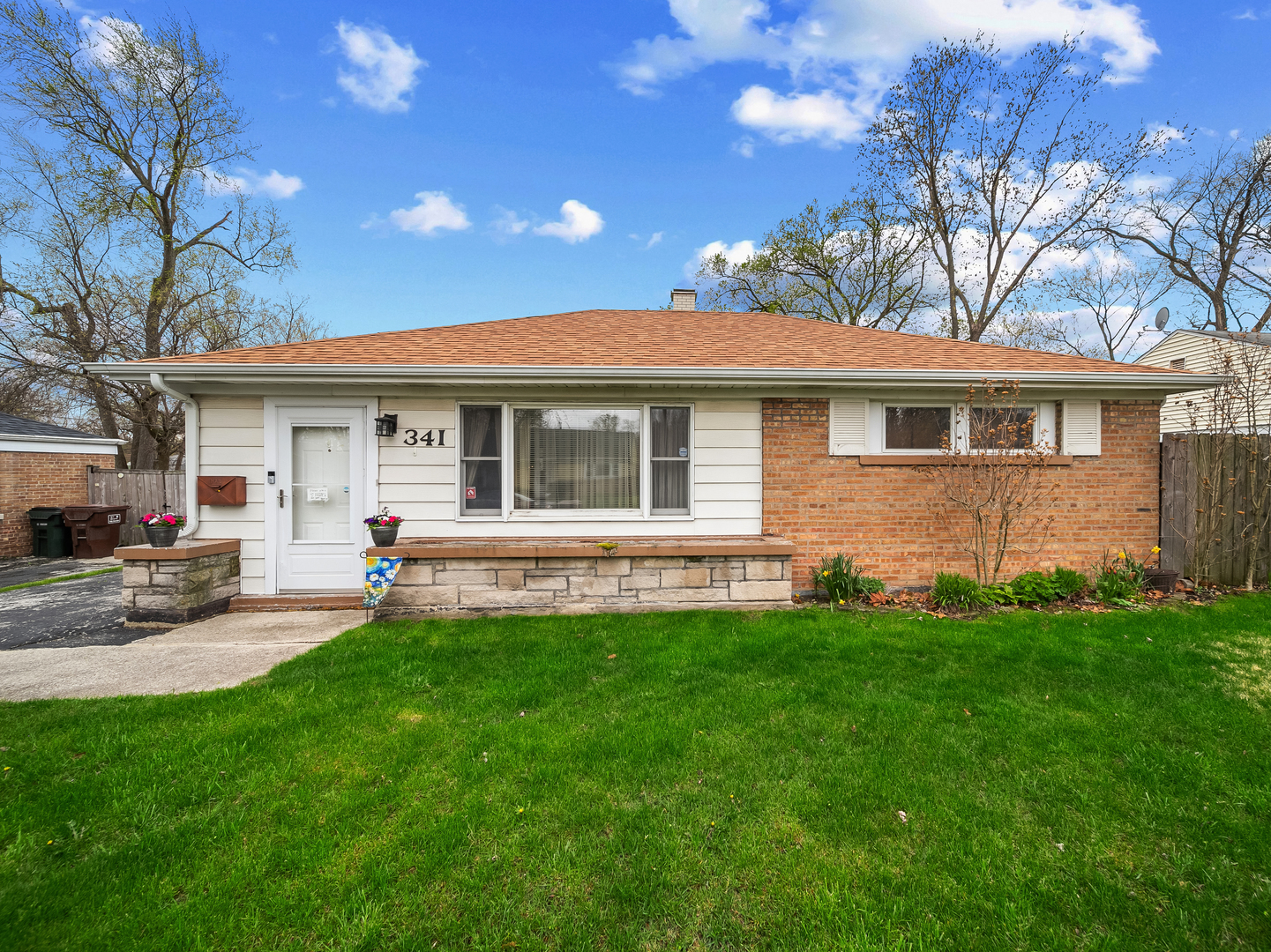 341 Marquette Street Property Photo