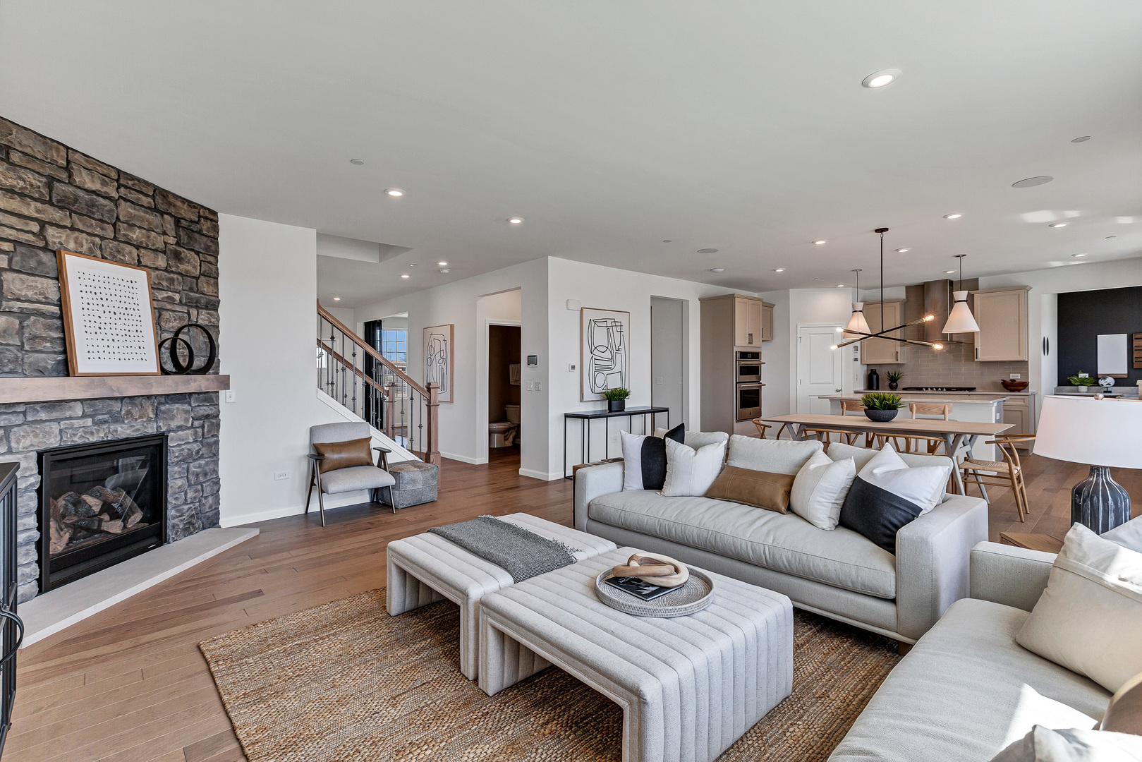 535 Branson Drive Property Photo 8