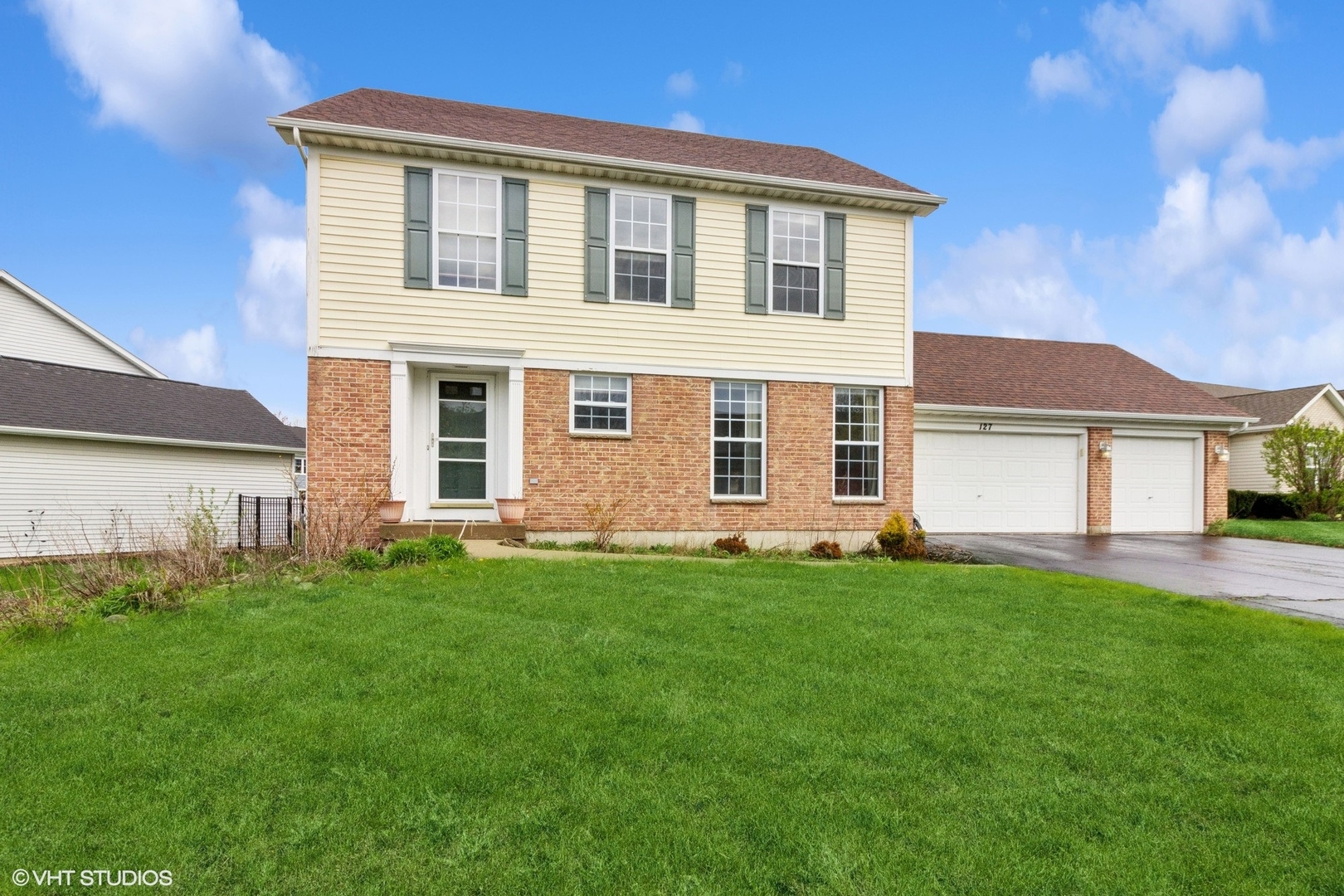 127 Berkshire Drive Property Photo