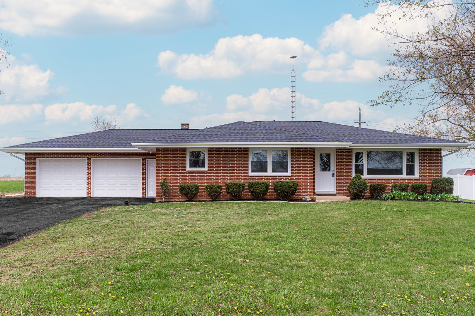 2547 Pleasant Street Property Photo