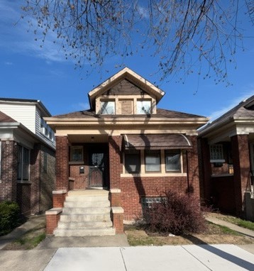 7813 S Rhodes Avenue Property Photo