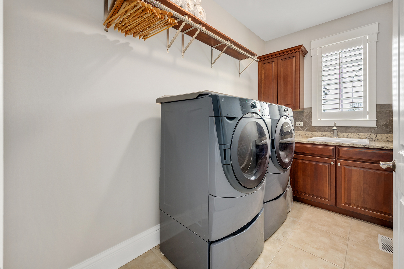 127 60th Street Property Photo 18