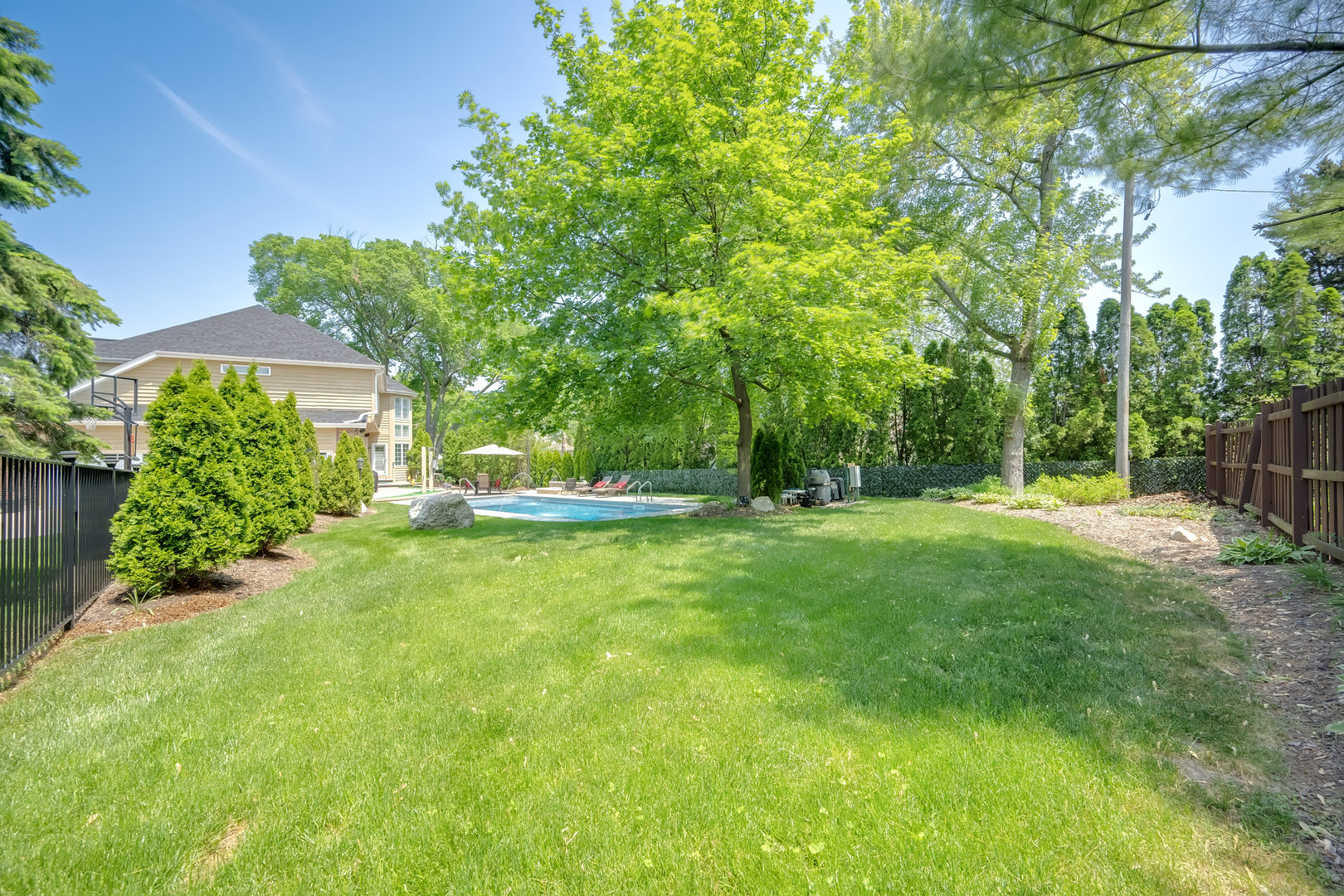 127 60th Street Property Photo 43