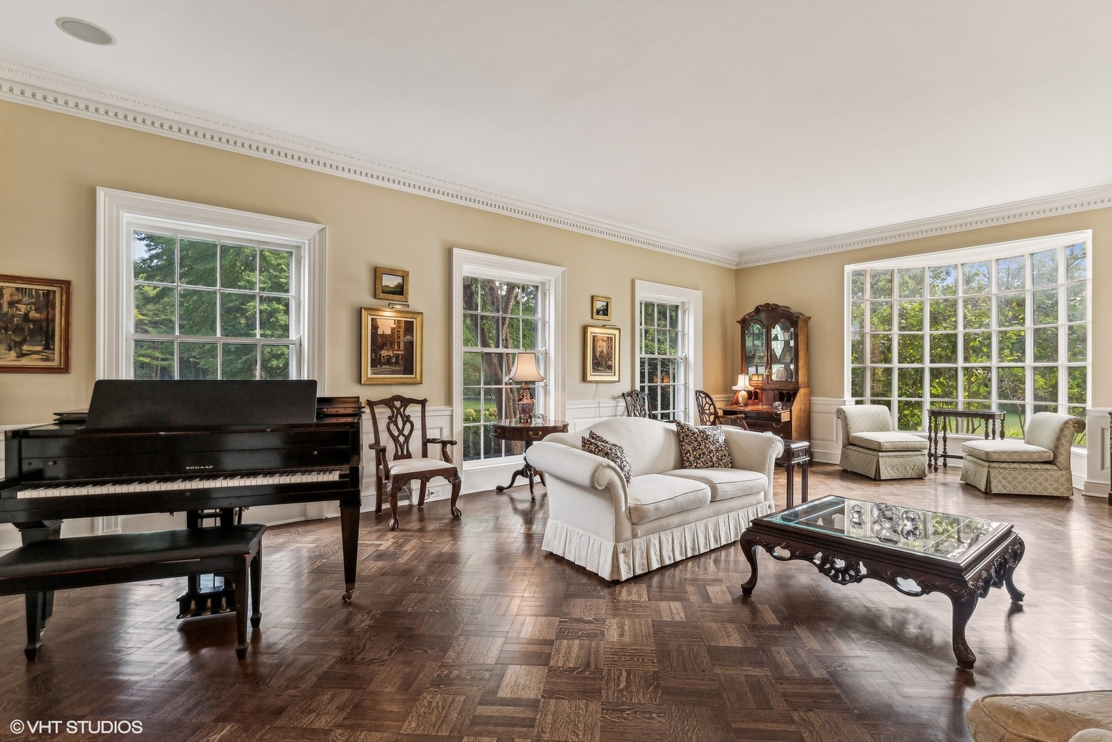 2020 Knollwood Road Property Photo 6