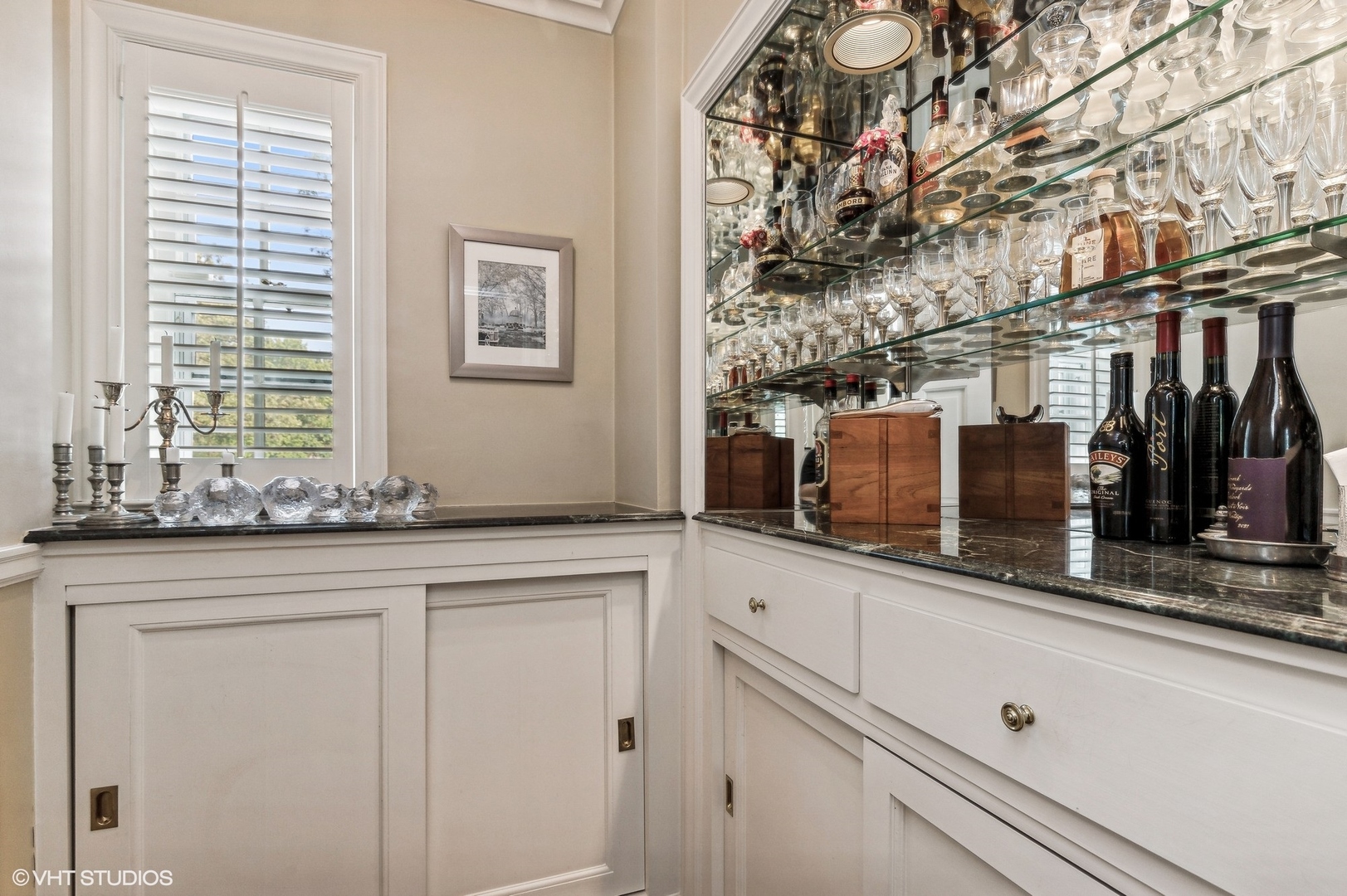 2020 Knollwood Road Property Photo 17