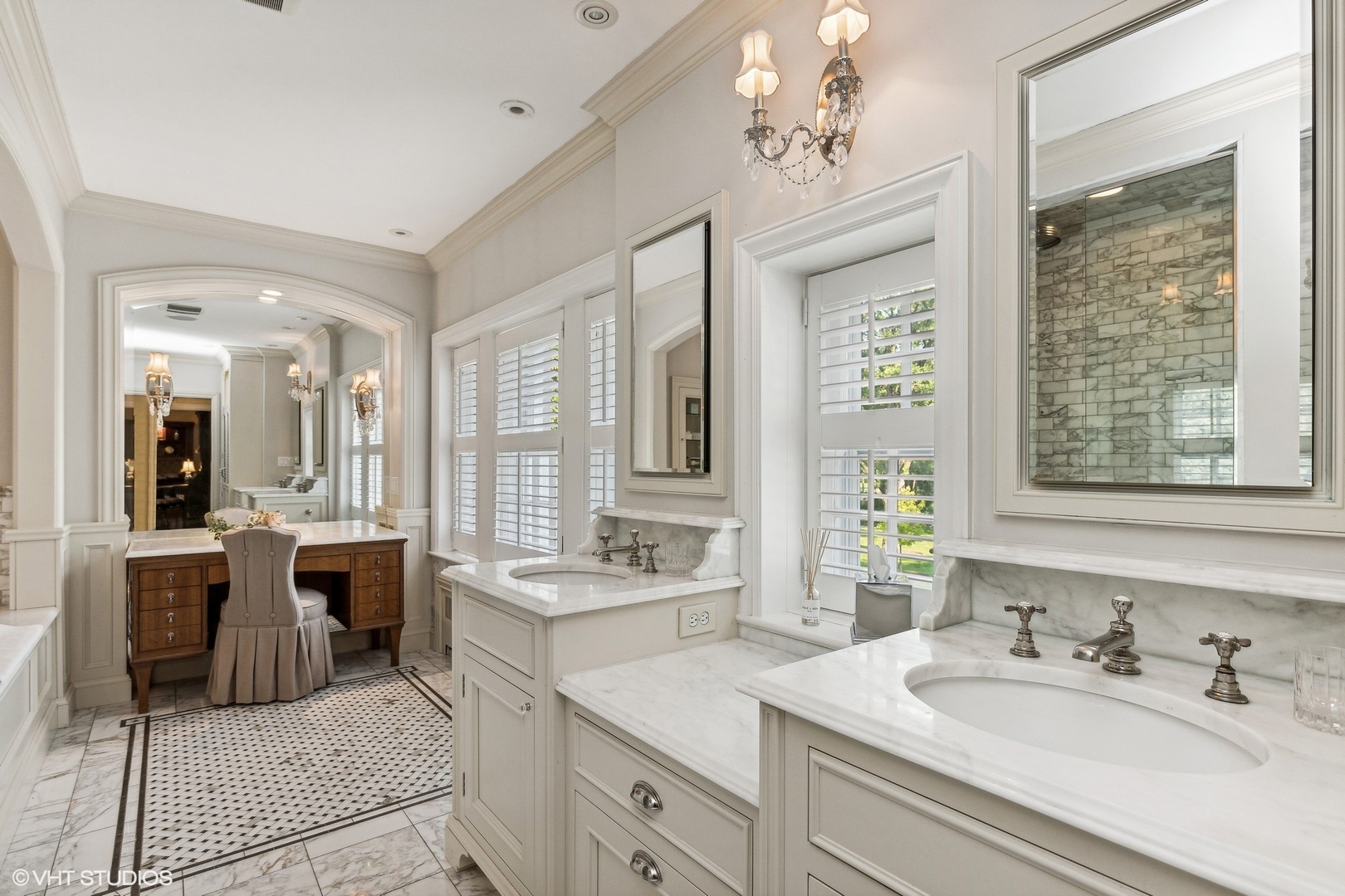 2020 Knollwood Road Property Photo 21